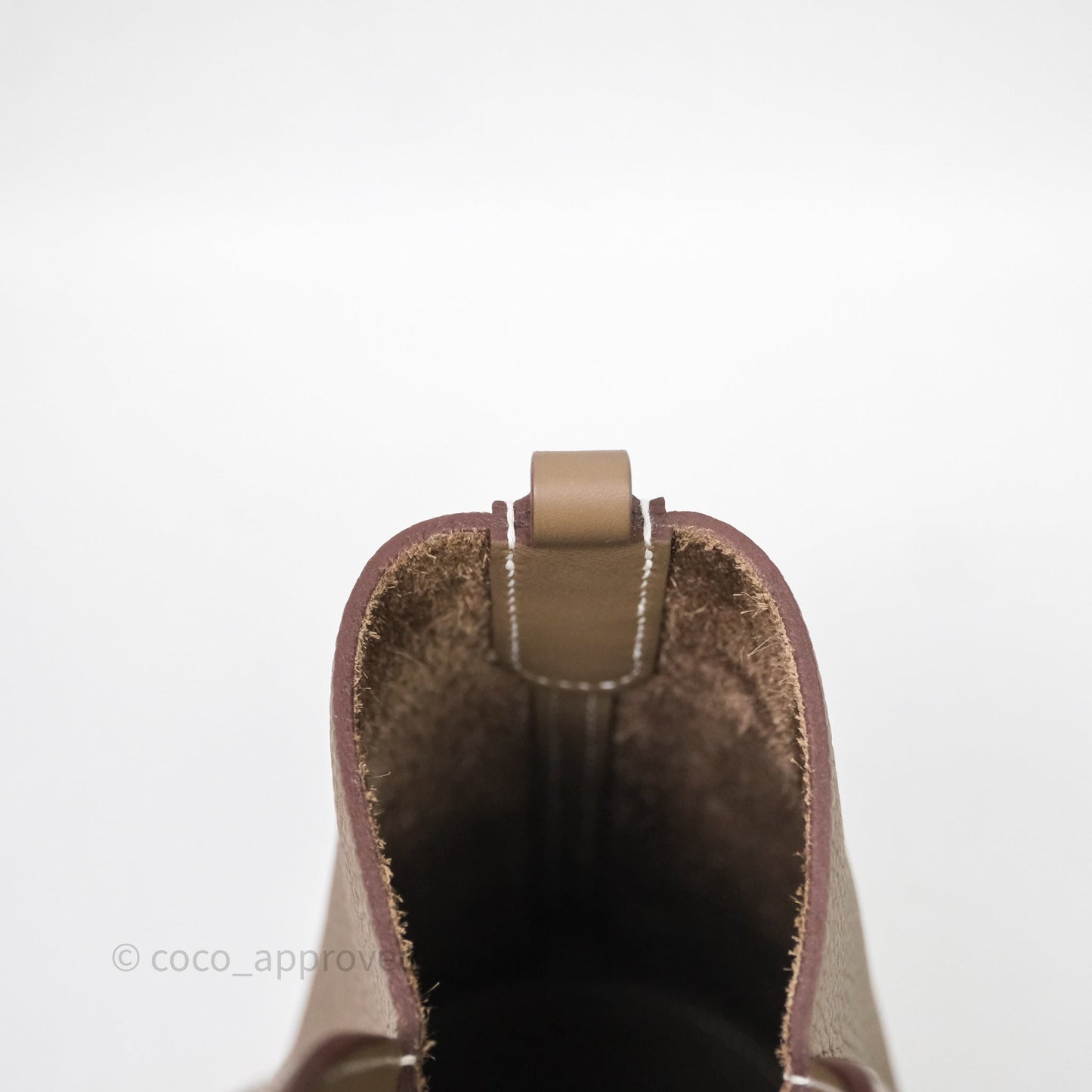 Hermès In-The-Loop 18 Etoupe Taurillon Clemence Veau Swift Gold Hardware