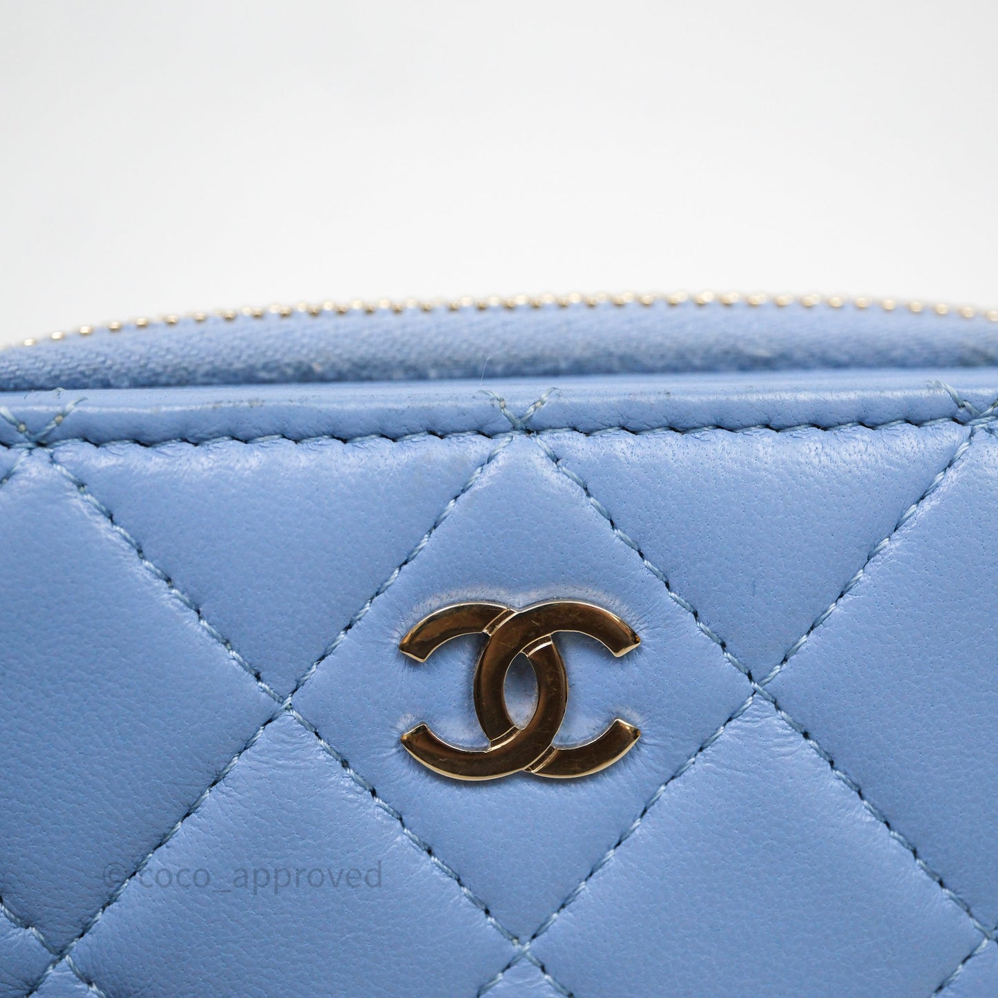 Chanel Classic Zipped Coin Purse Blue Lambskin Gold Hardware