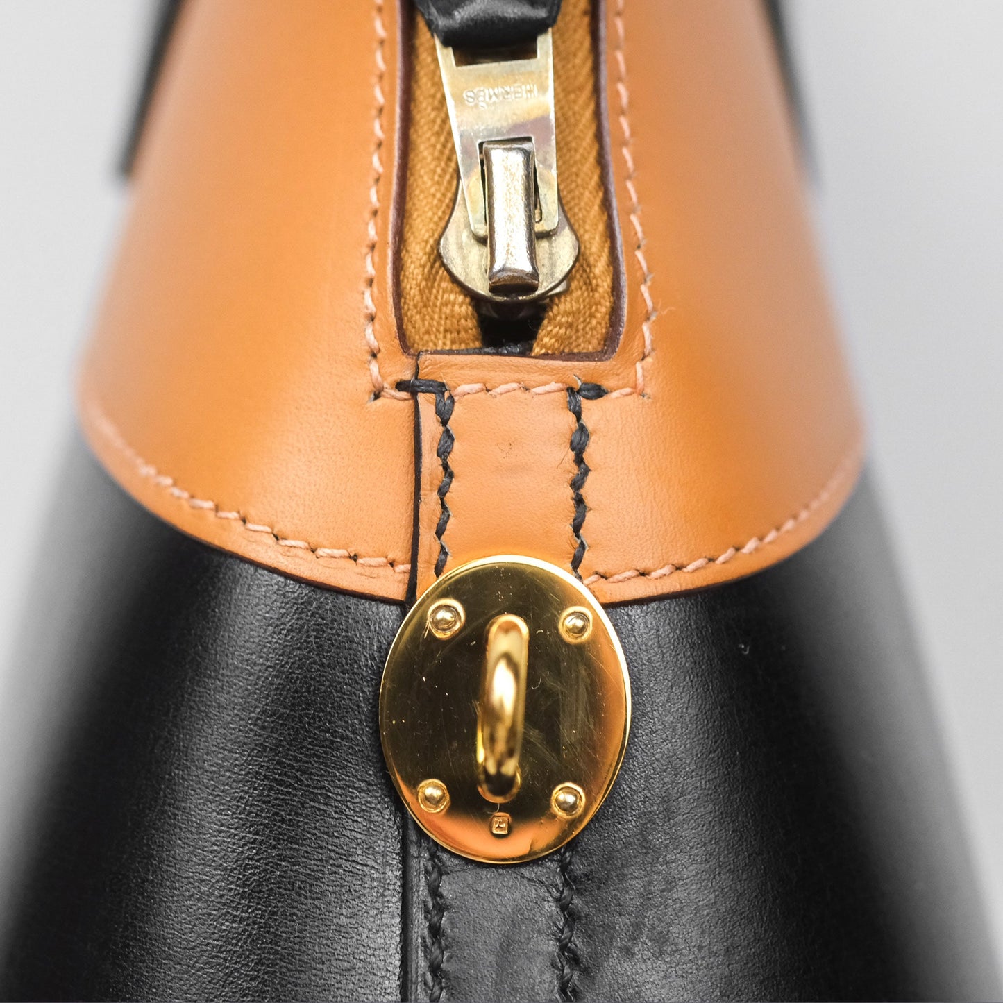 Hermès Bolide 31 Noir 89 / Natural Box Leather Gold Hardware