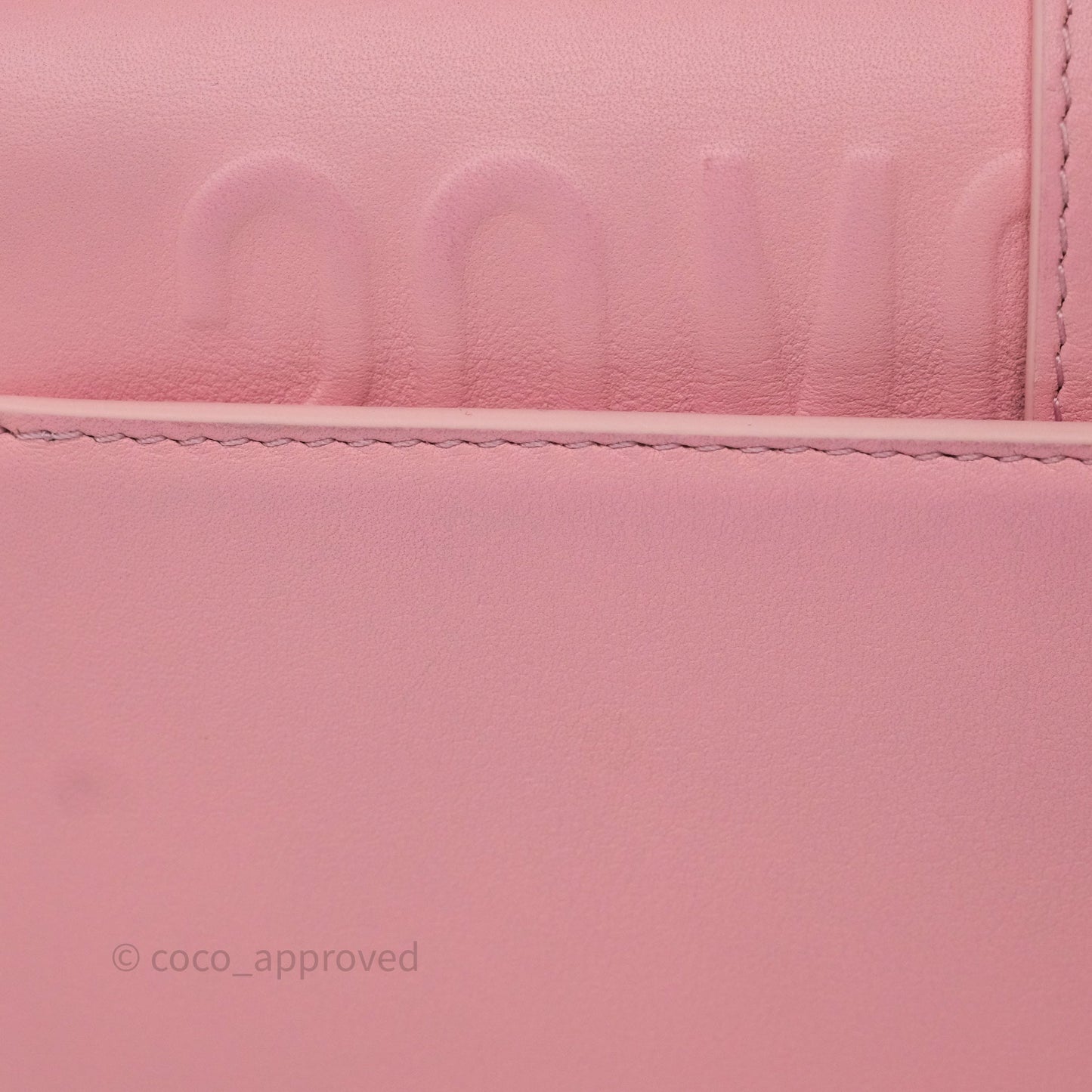 Dior 30 Montaigne East-West Chain Bag Pink