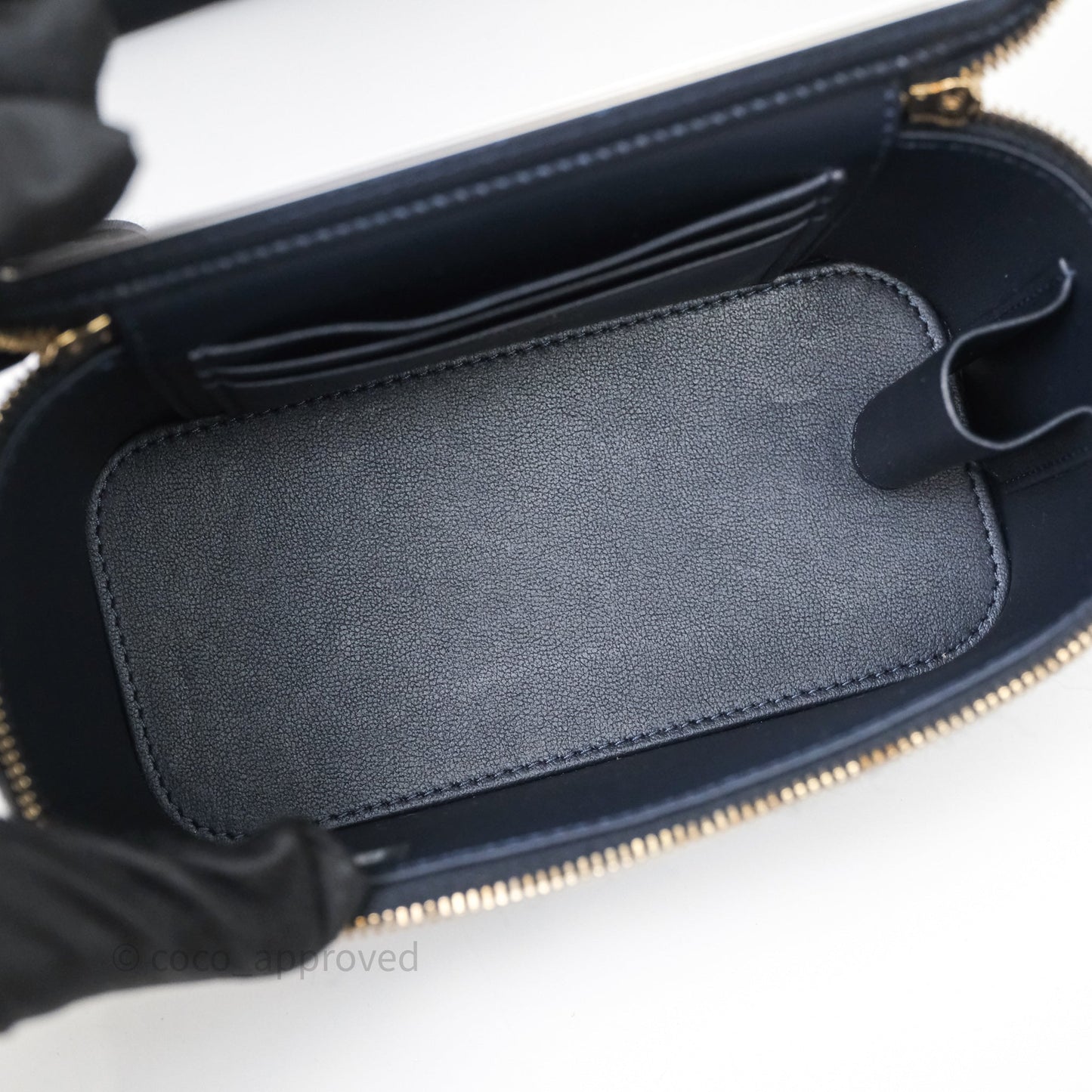 Chanel Vanity With Chain Navy Tweed Plaid Gold Hardware