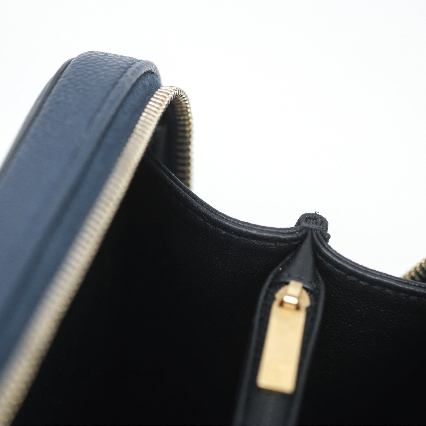 Chanel Quilted Medium CC Filigree Vanity Case Dark Navy Caviar Gold Hardware
