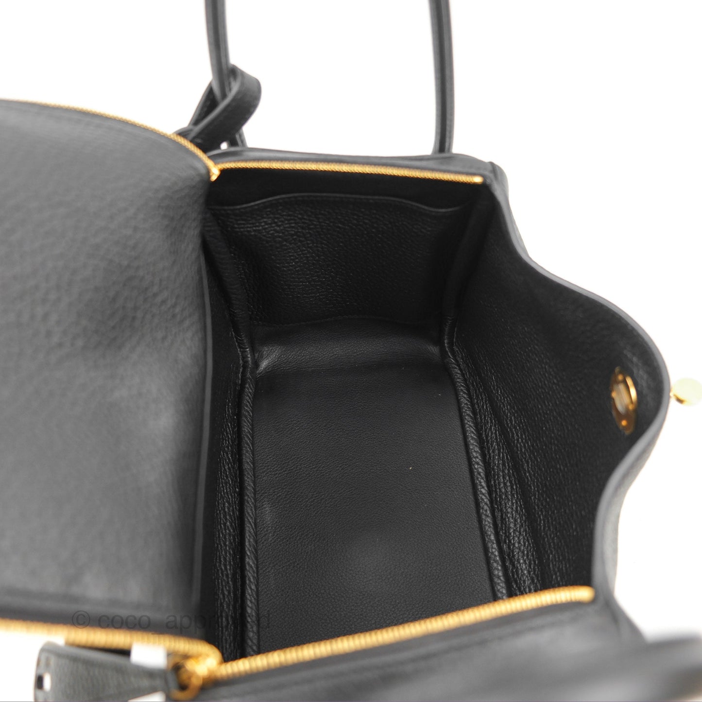 Hermès Lindy 26 Black Clemence Gold Hardware