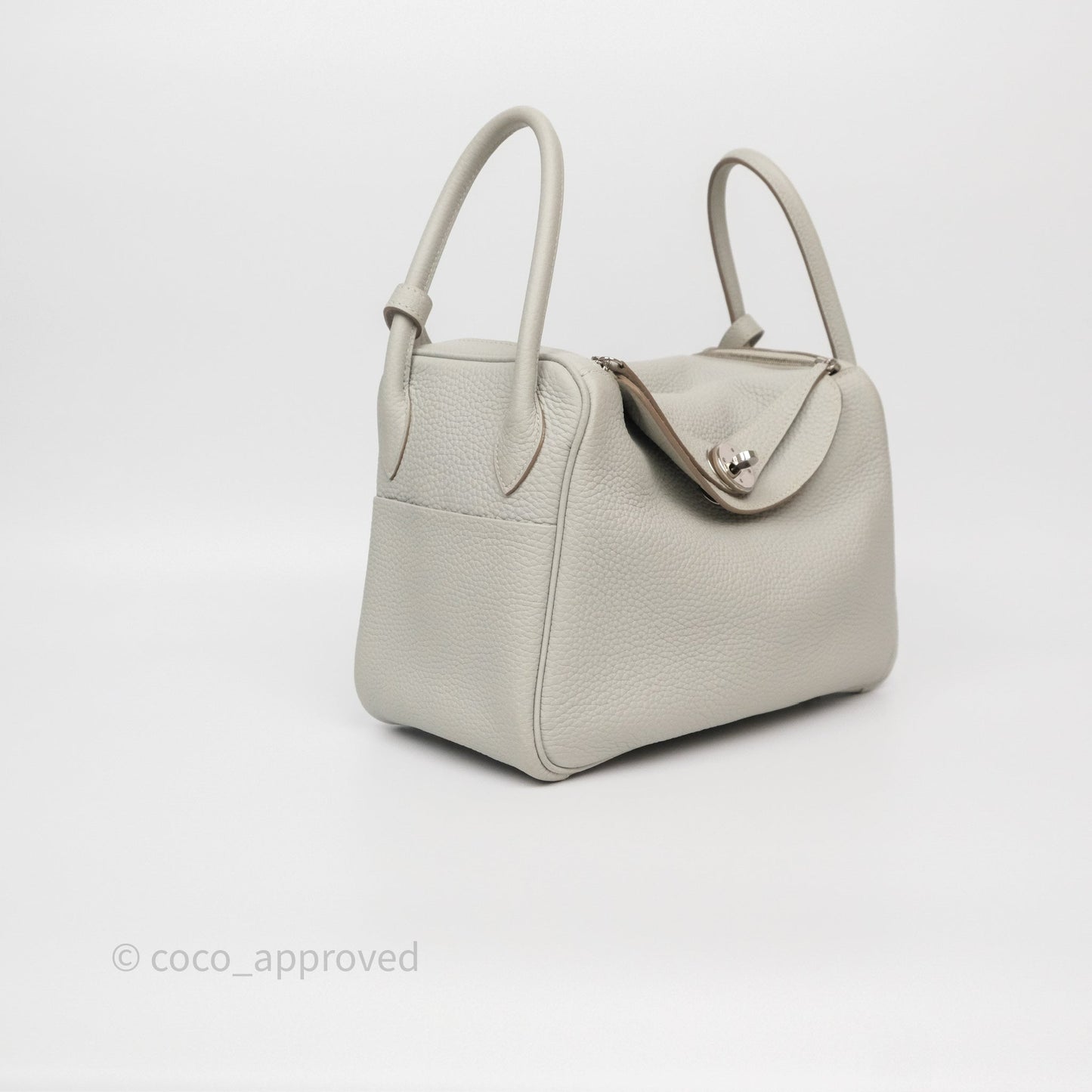 Hermès Lindy 26 Gris Perle 80 Clemence Palladium Hardware