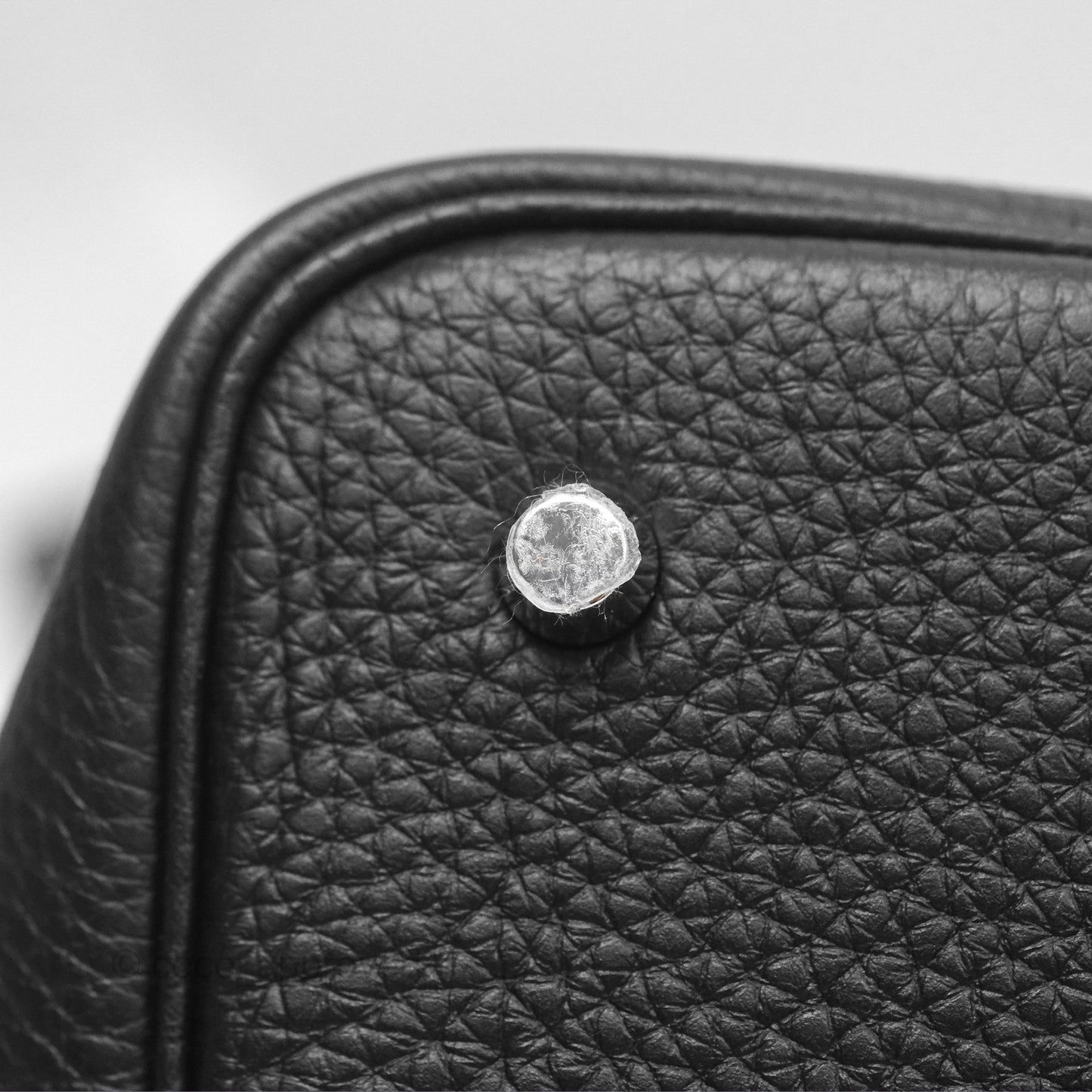 Hermès Picotin 22 Stitch Black Clemence Palladium Hardware