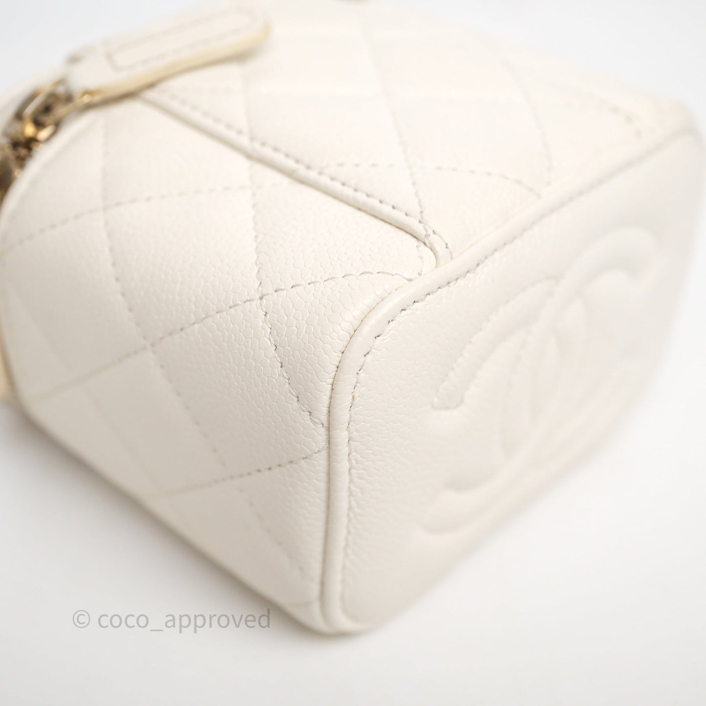 Chanel Heart Crush Mini Vanity With Chain White Caviar Aged Gold Hardware