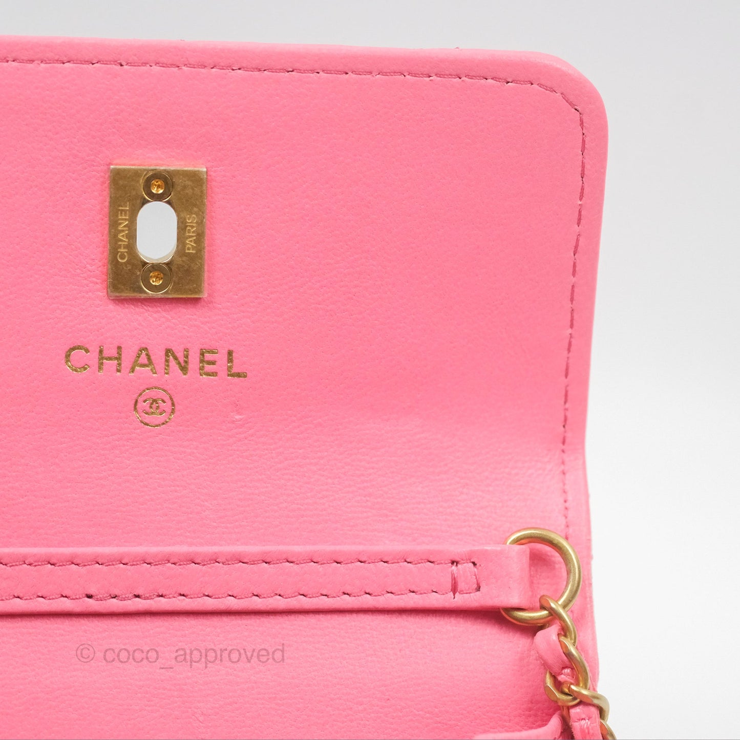 Chanel Pearl Crush Mini Clutch With Chain Pink Lambskin Aged Gold Hardware