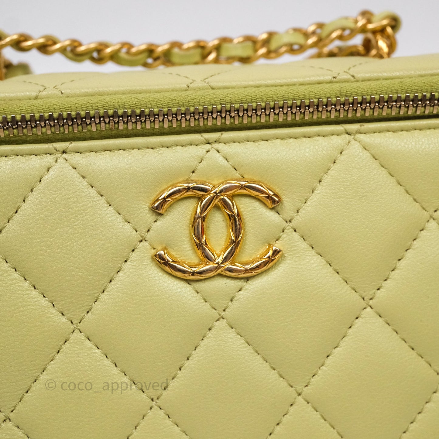 Chanel Quilted Vanity With Chain Lambskin Green Gold Hardware