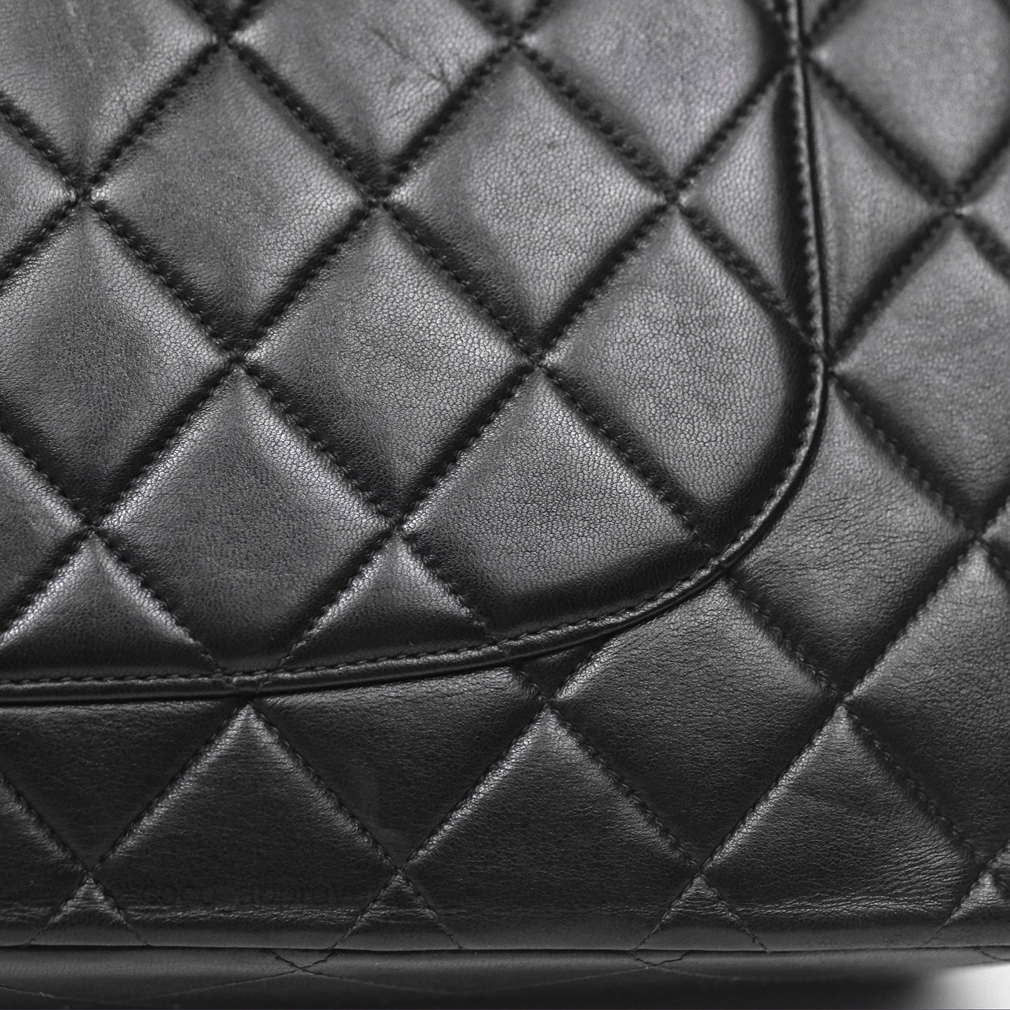 Chanel Vintage Jumbo Single Flap Black Lambskin 24K Gold Hardware