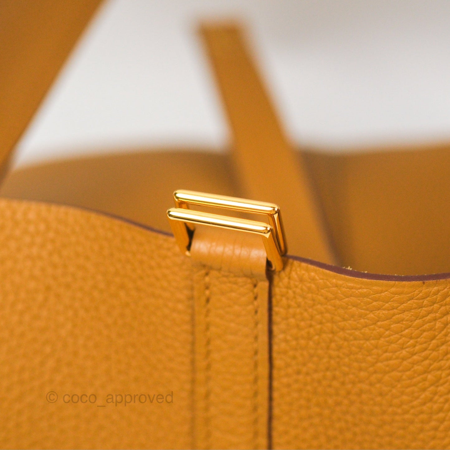 Hermès Picotin Lock 22 Sesame 2S TM Taurillon Maurice Gold Hardware