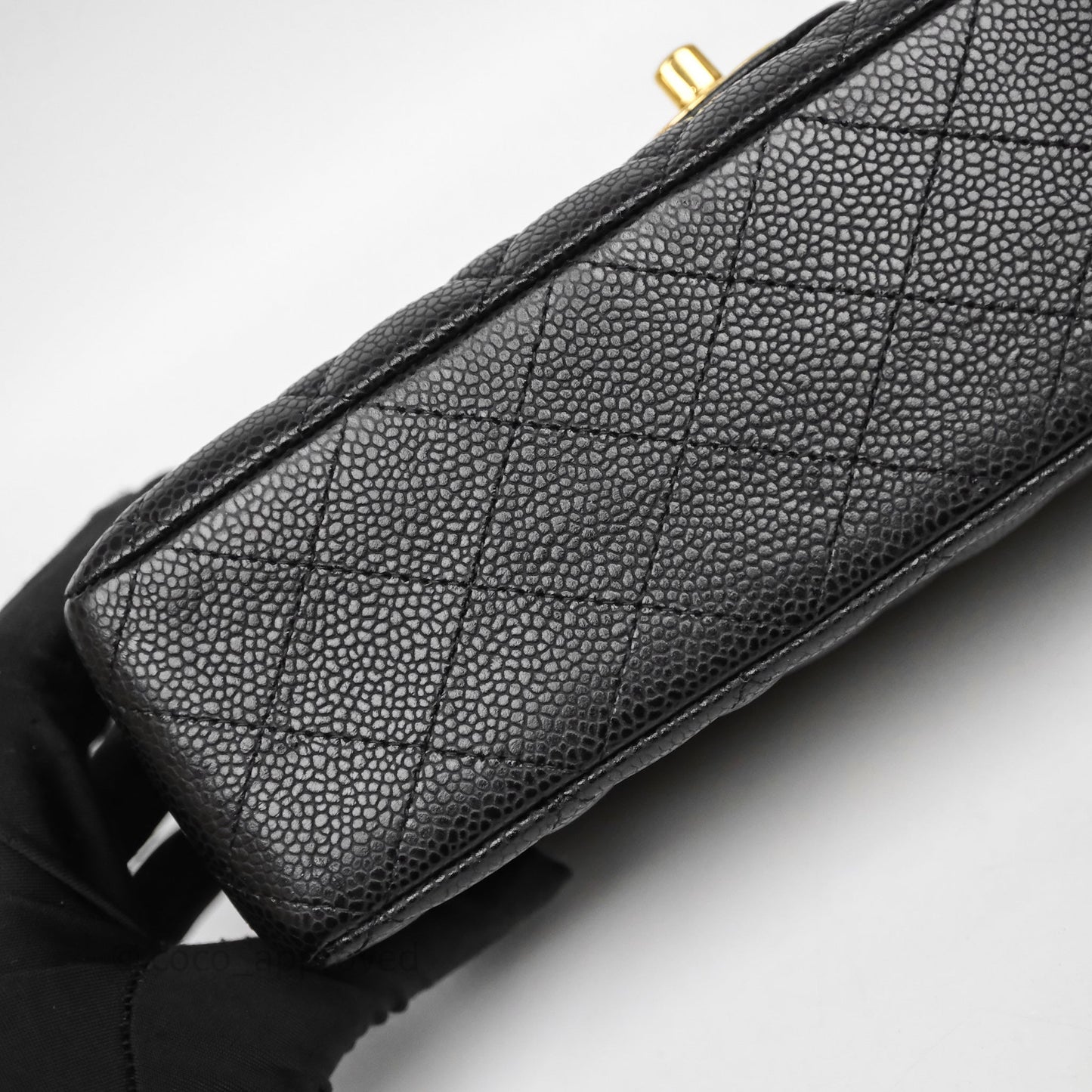 Chanel Classic M/L Medium Flap Quilted Black Caviar Gold Hardware