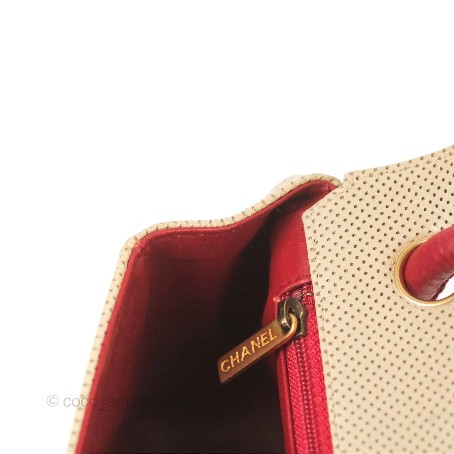 Chanel Vintage Medium Perforated Single Flap Beige/Red Matte Gold Hardware⁣⁣