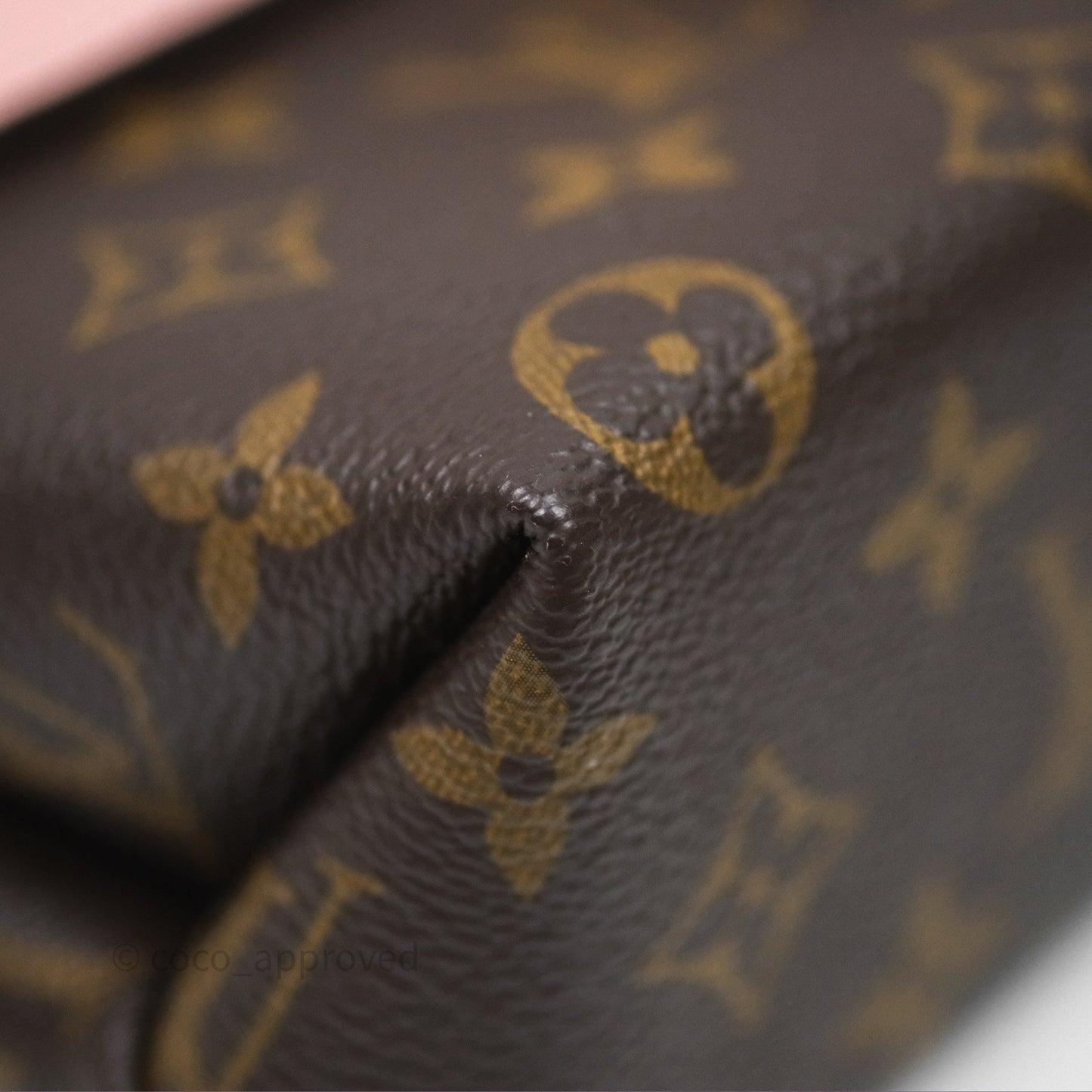 Louis Vuitton Monogram Locky BB Rose Poudre