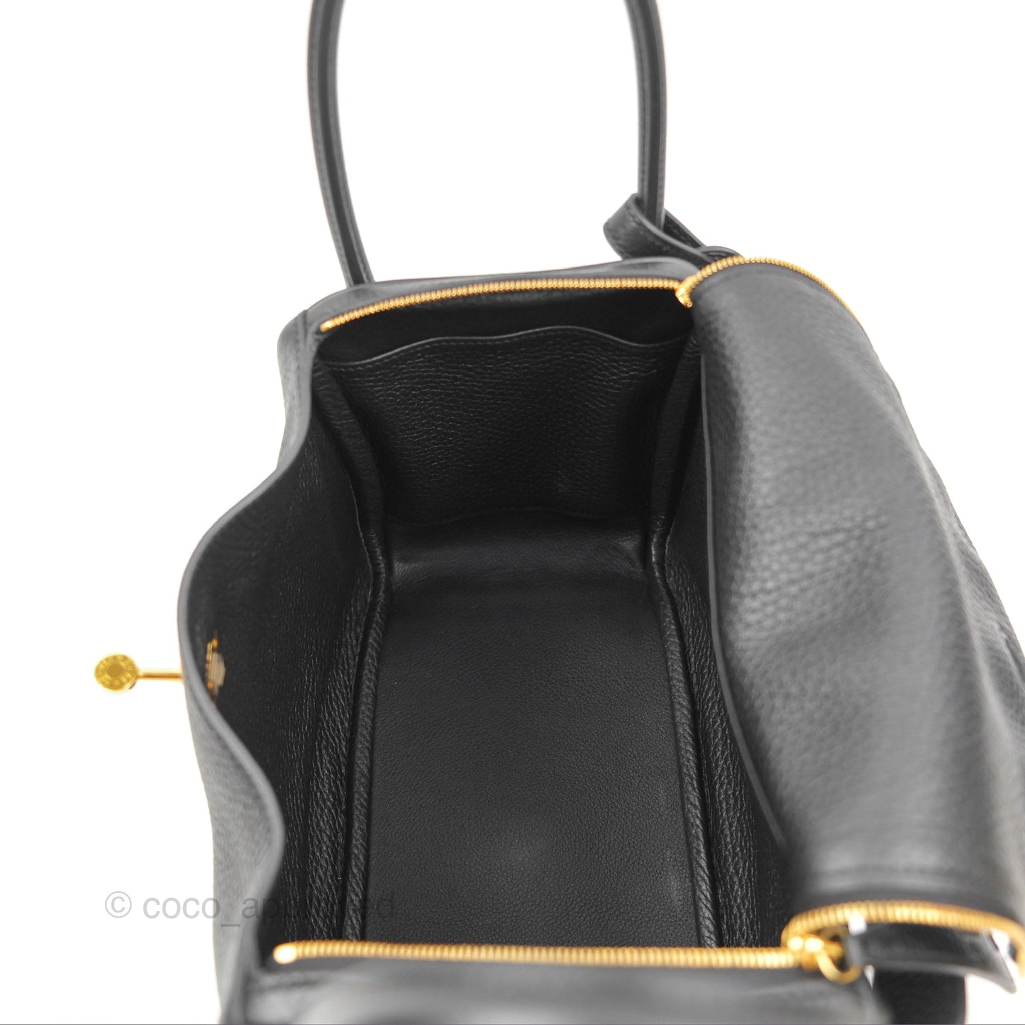 Hermès Lindy 26 Black Clemence Gold Hardware