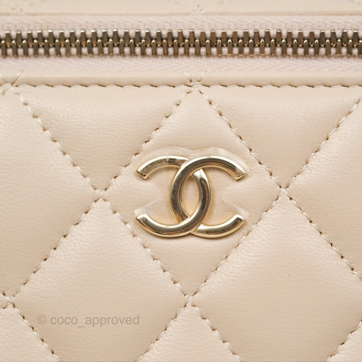 Chanel Vanity Rectangular Top Handle Ecru/Beige Lambskin Gold Hardware 23P
