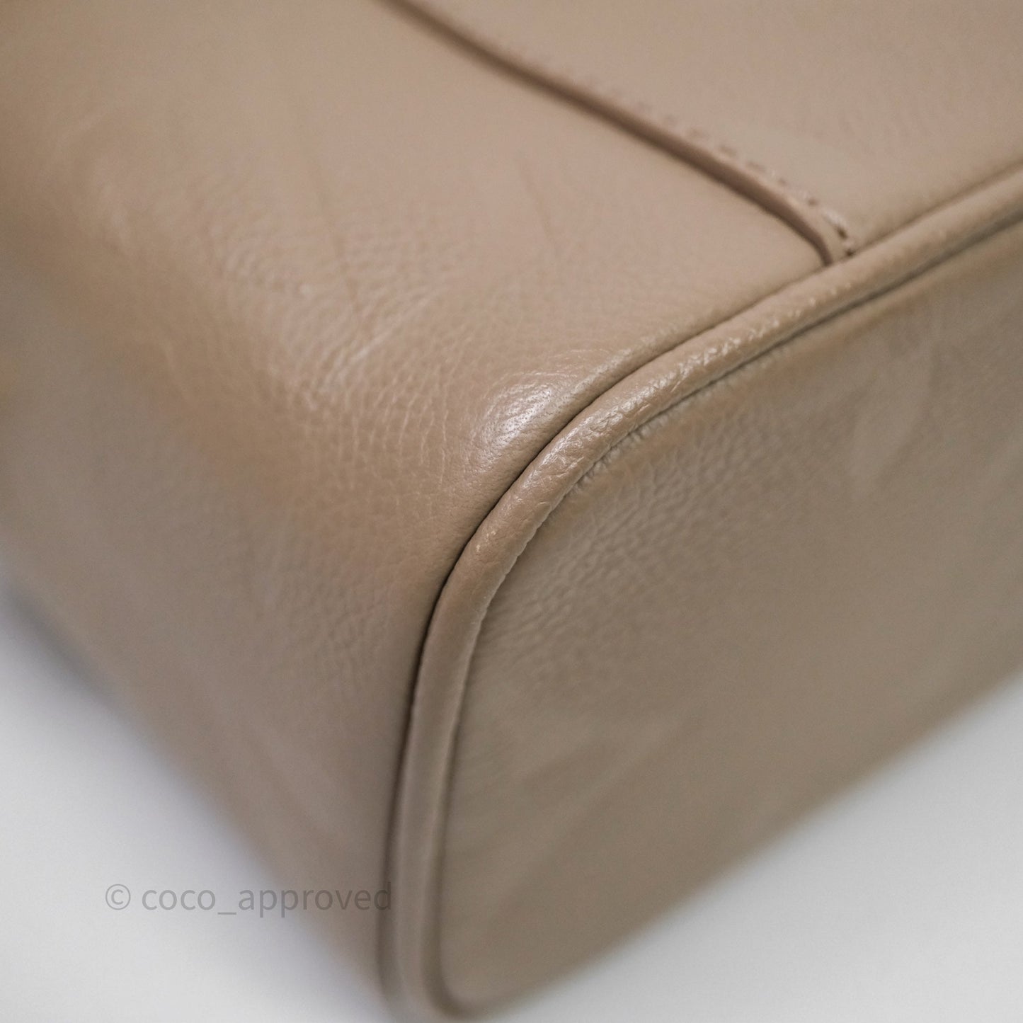 Louis Vuitton Monogram Empreinte Tourterelle Vanity PM Beige Gold Hardware