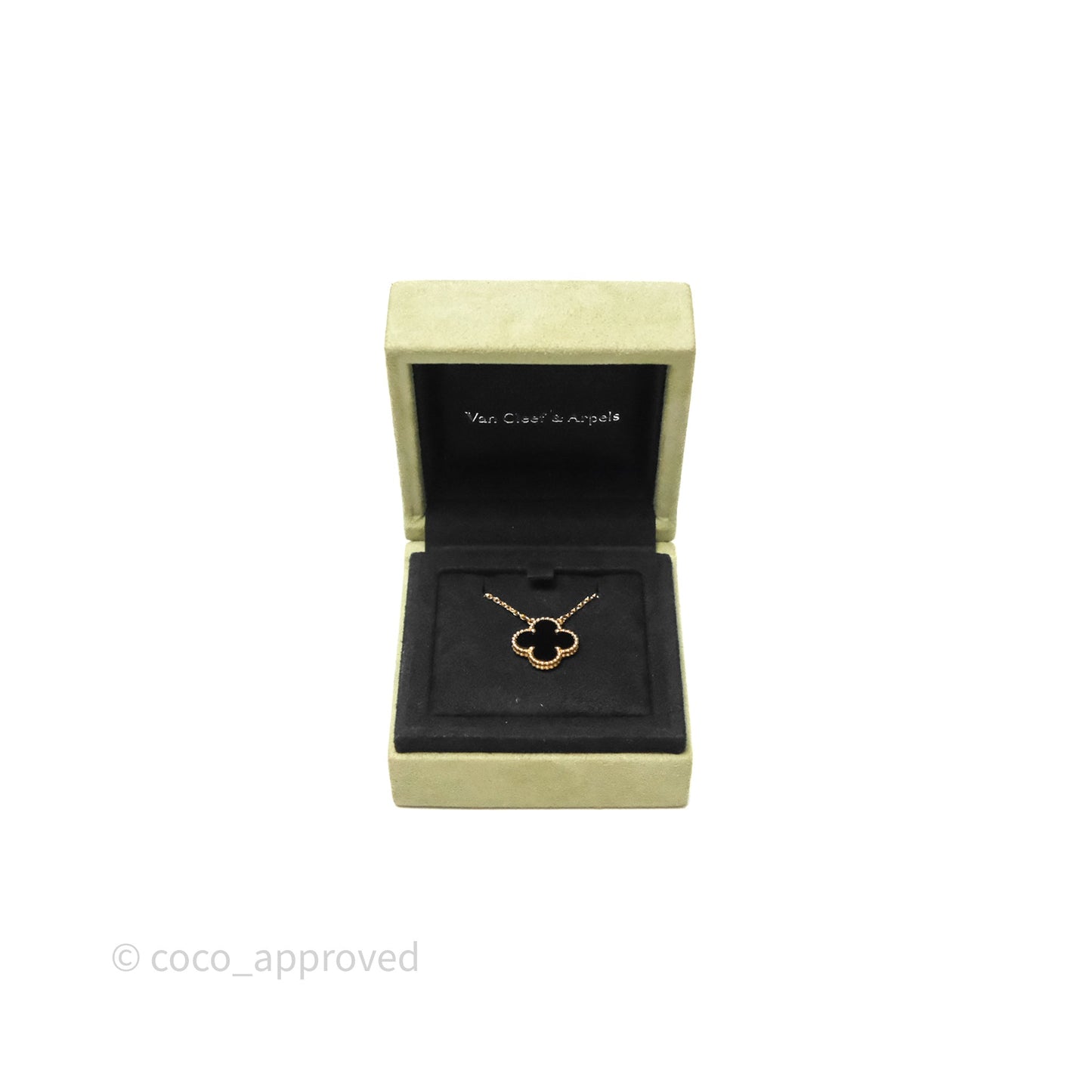 Van Cleef & Arpels Vintage Alhambra Pendant Onyx 18K Yellow Gold