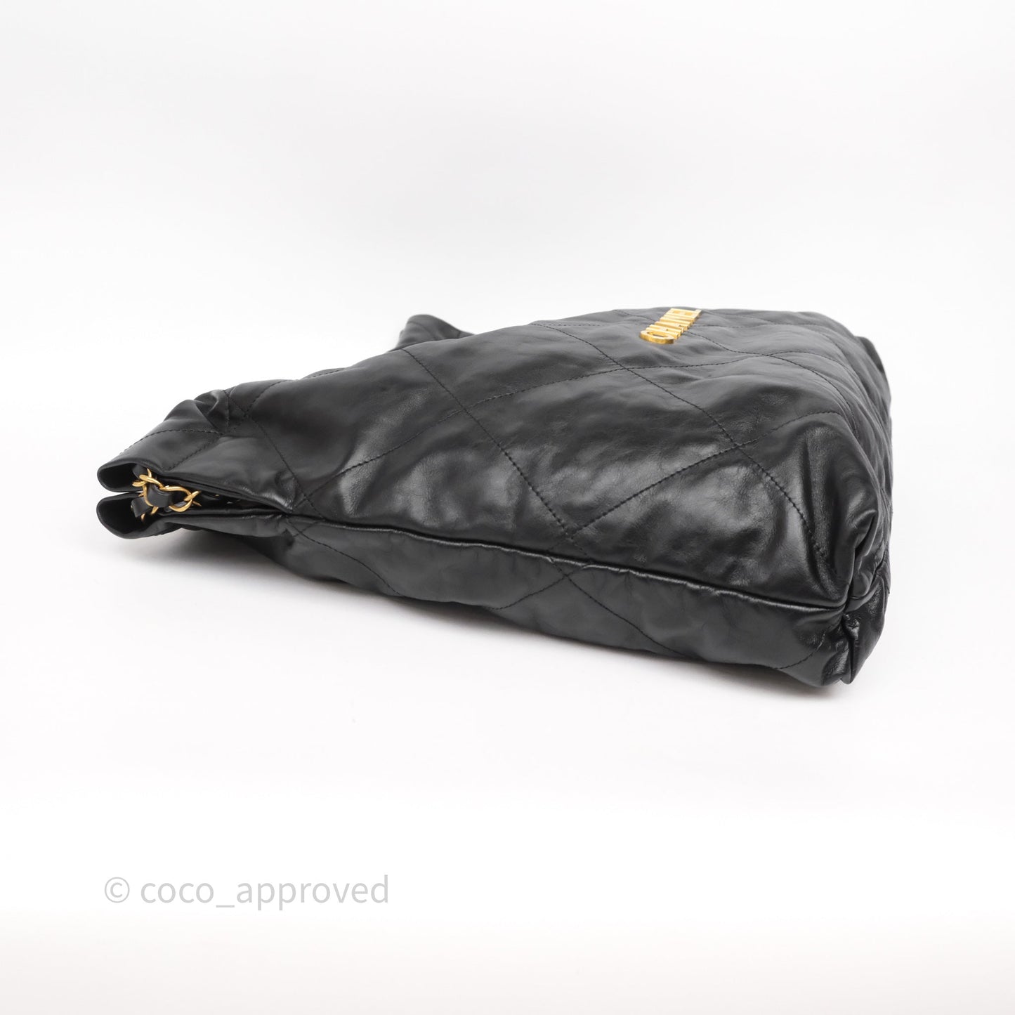 Chanel 22 Bag Medium Black Calfskin Aged Gold Hardware