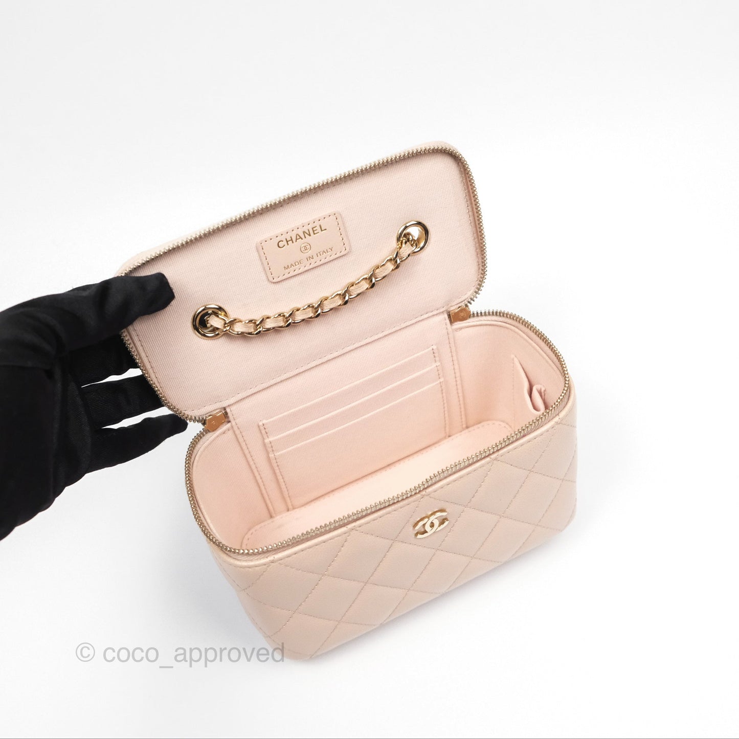 Chanel Vanity Rectangular With Chain Pink Caviar Gold Hardware