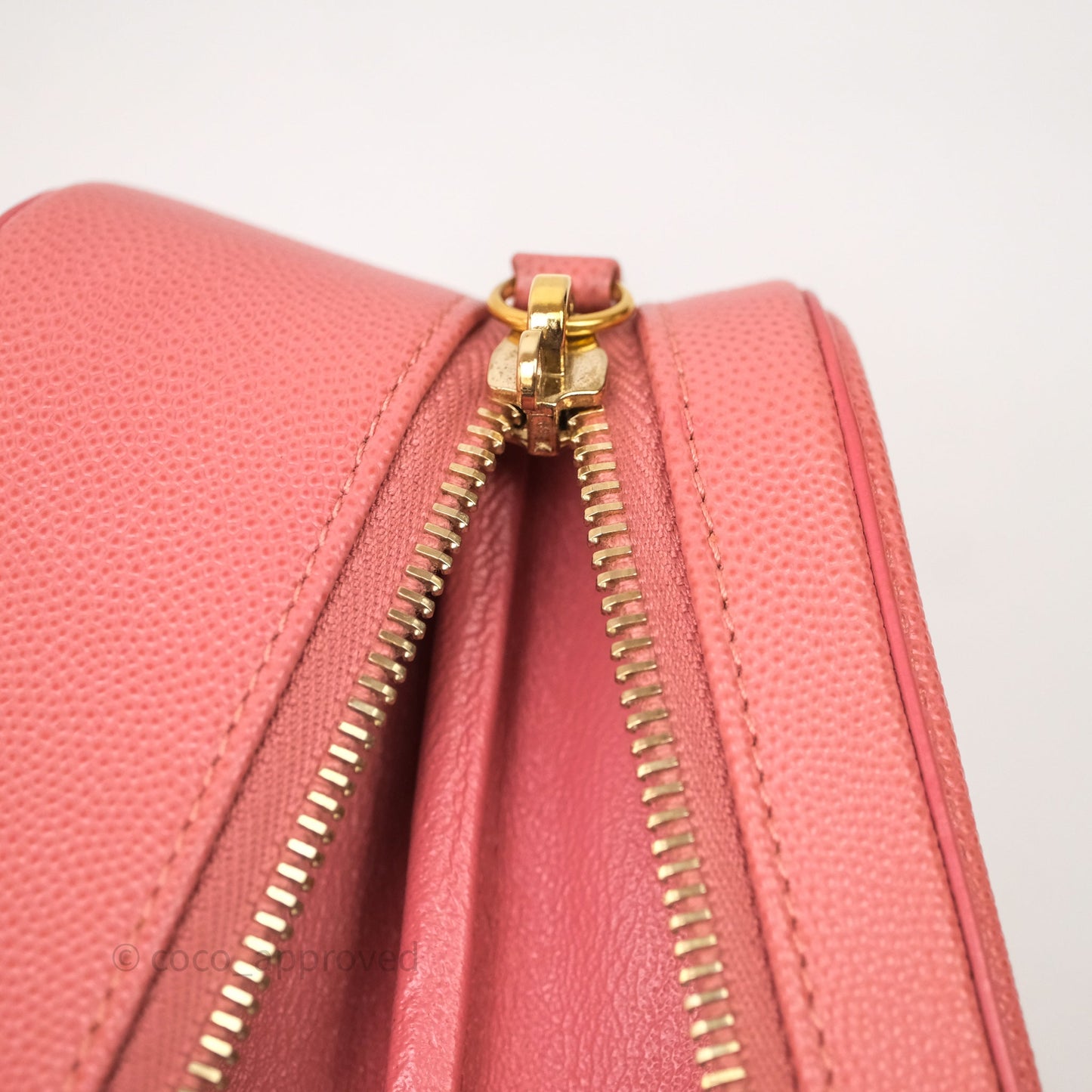 Chanel Medium CC Filigree Vanity Case Quilted Pink Caviar Aged Gold Hardware