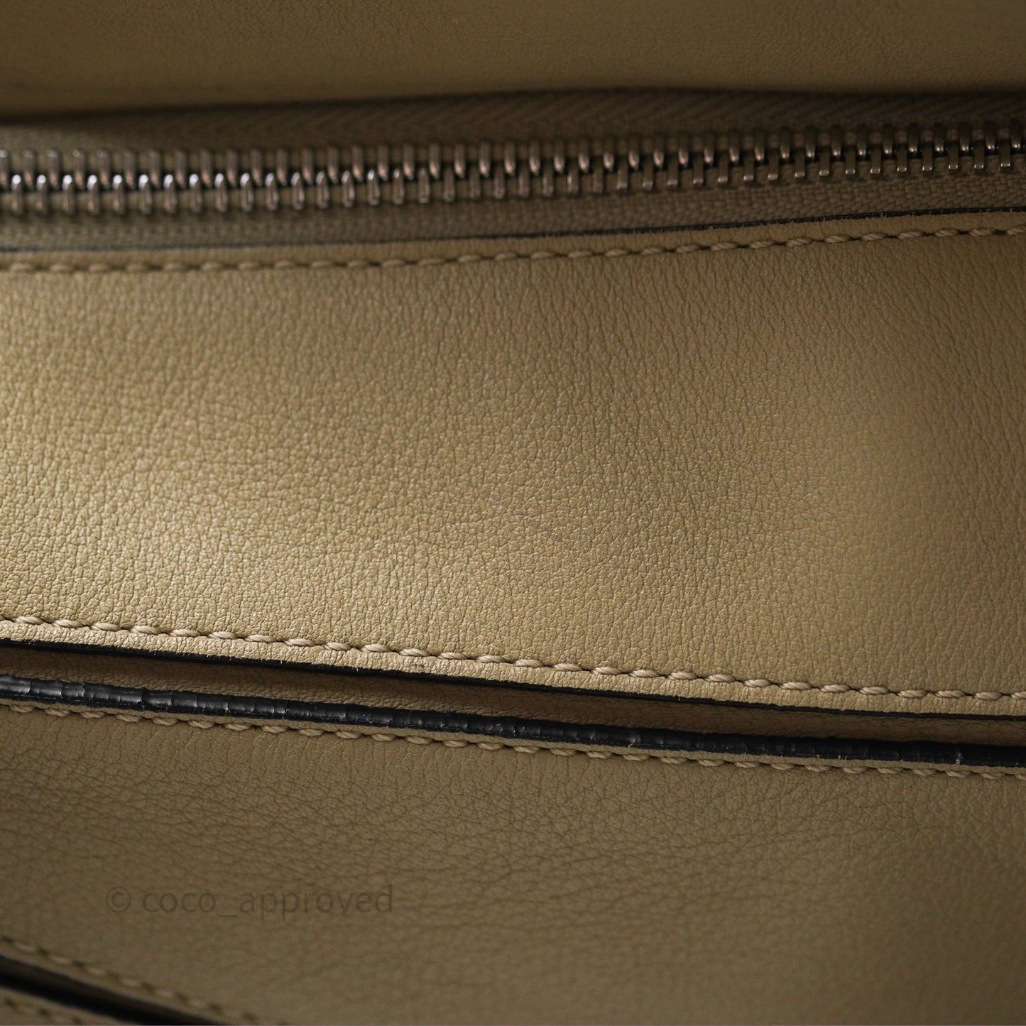 Loewe Medium Puzzle Bag Light Beige Calfskin