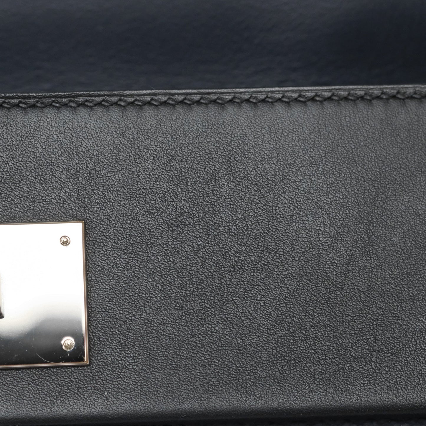 Hermès 24/24 29 Bleu Nuit 2Z / Noir Black 89 Togo/Swift Palladium Hardware