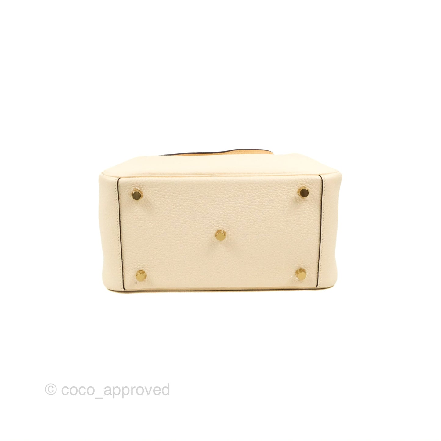 Hermès Lindy 26 Nata Taurillon Clemence Gold Hardware
