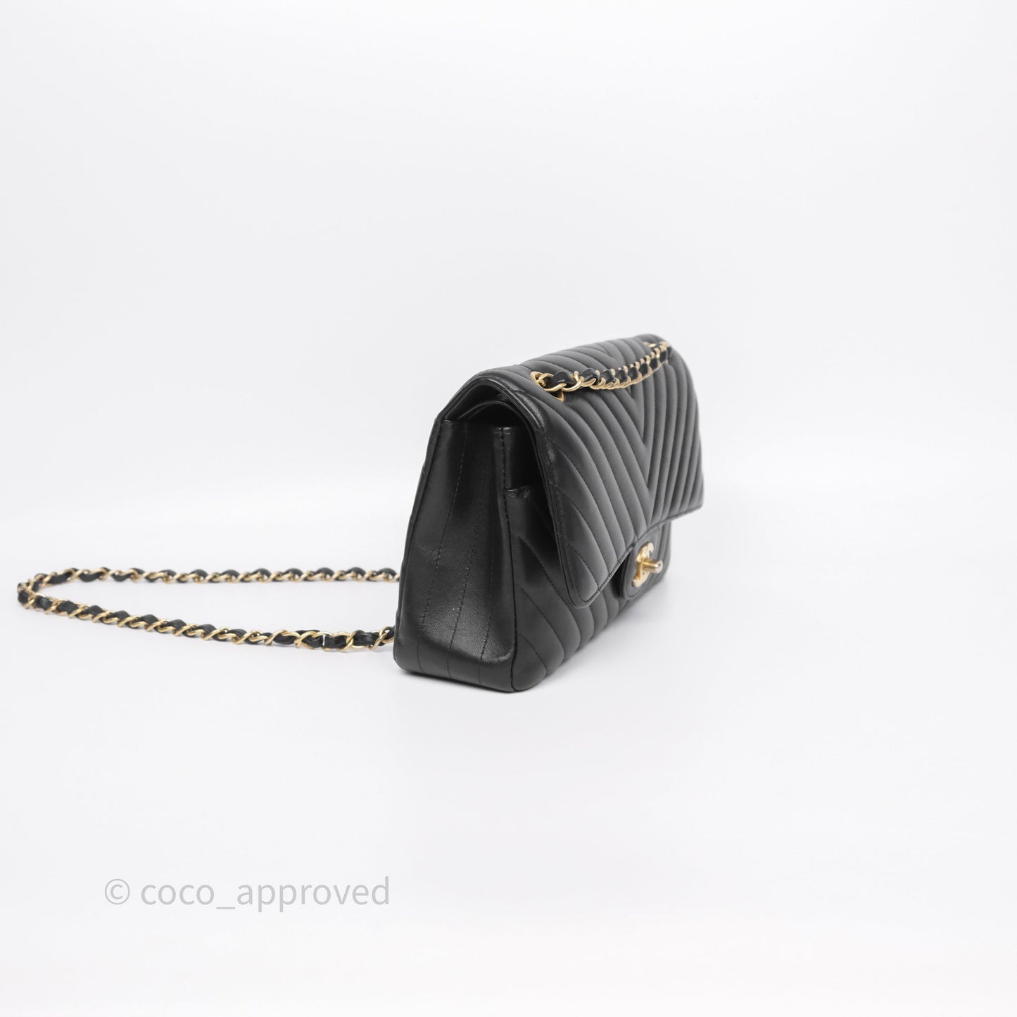 Chanel Classic Medium Flap Chevron Black Lambskin Aged Gold Hardware