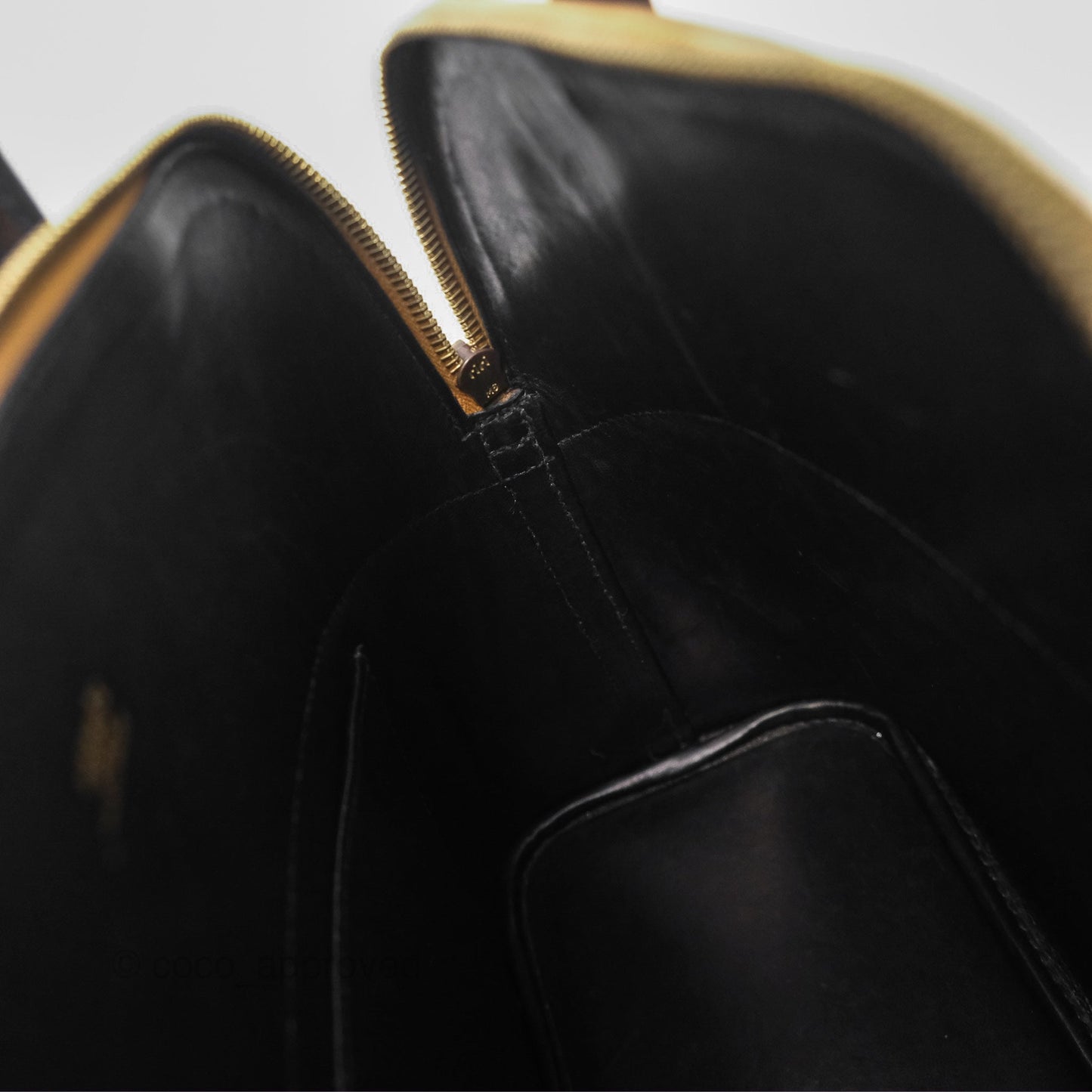 Hermès Bolide 31 Noir 89 / Natural Box Leather Gold Hardware
