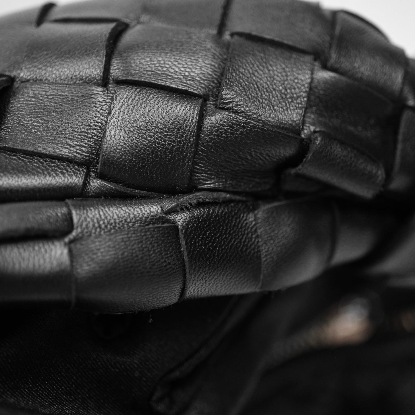 Bottega Veneta Nappa Intrecciato Medium BV Jodie Black