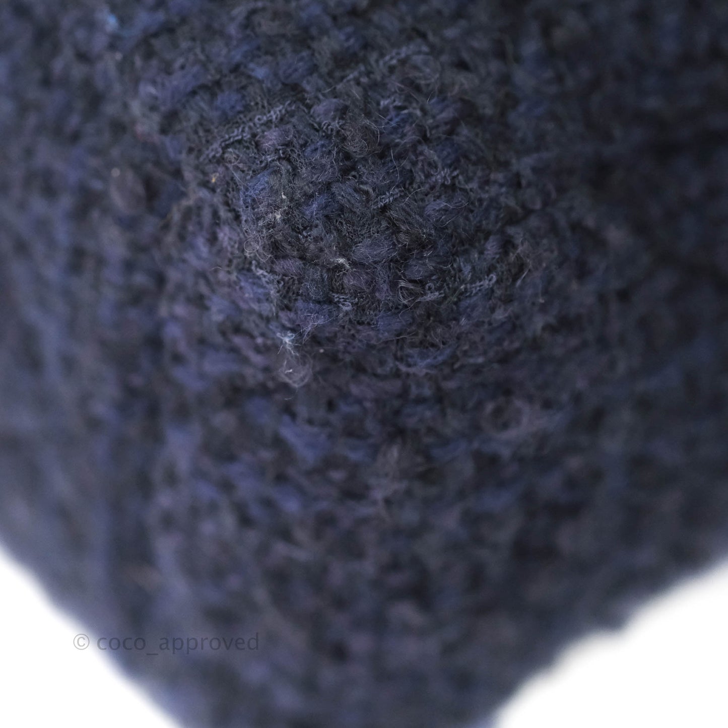 Chanel 19 Medium Tweed Navy Mixed Hardware