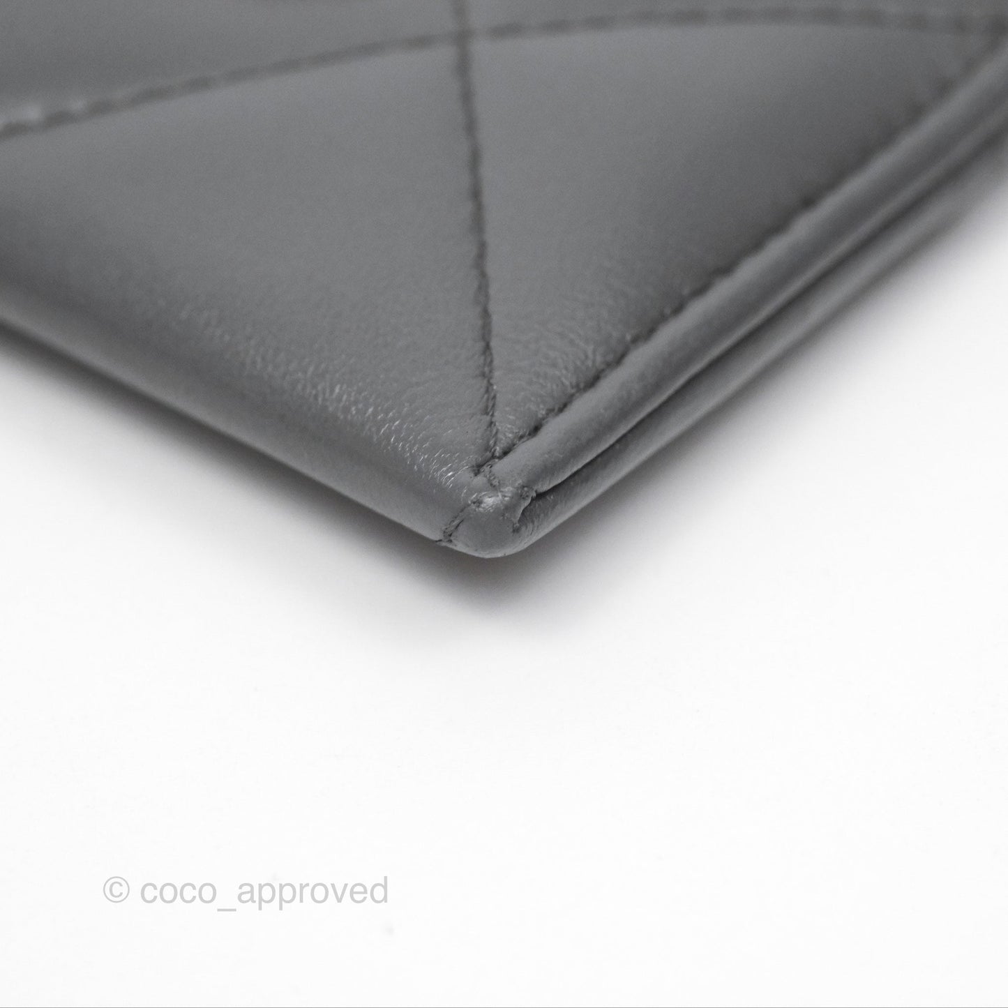 Chanel 19 Quilted Flat Card Holder Dark Grey Lambskin