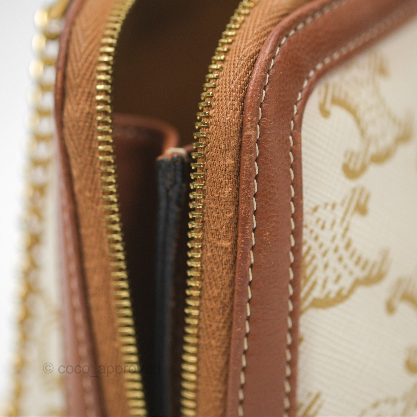 Celine Clutch With Chain Triomphe Canvas Lambskin White/Tan