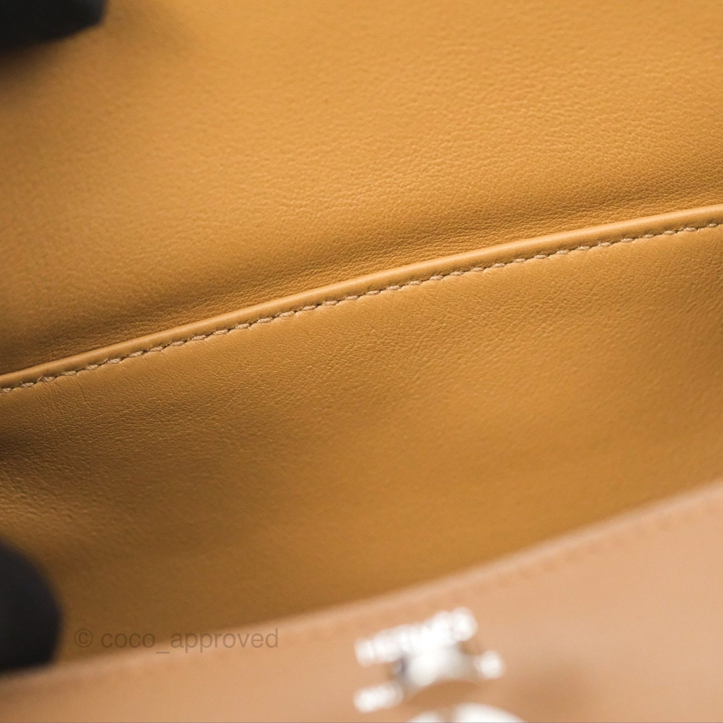 Hermès Mini Lindy 20 Verso Swift Alezan 3G / Biscuit 48 Palladium Hardware