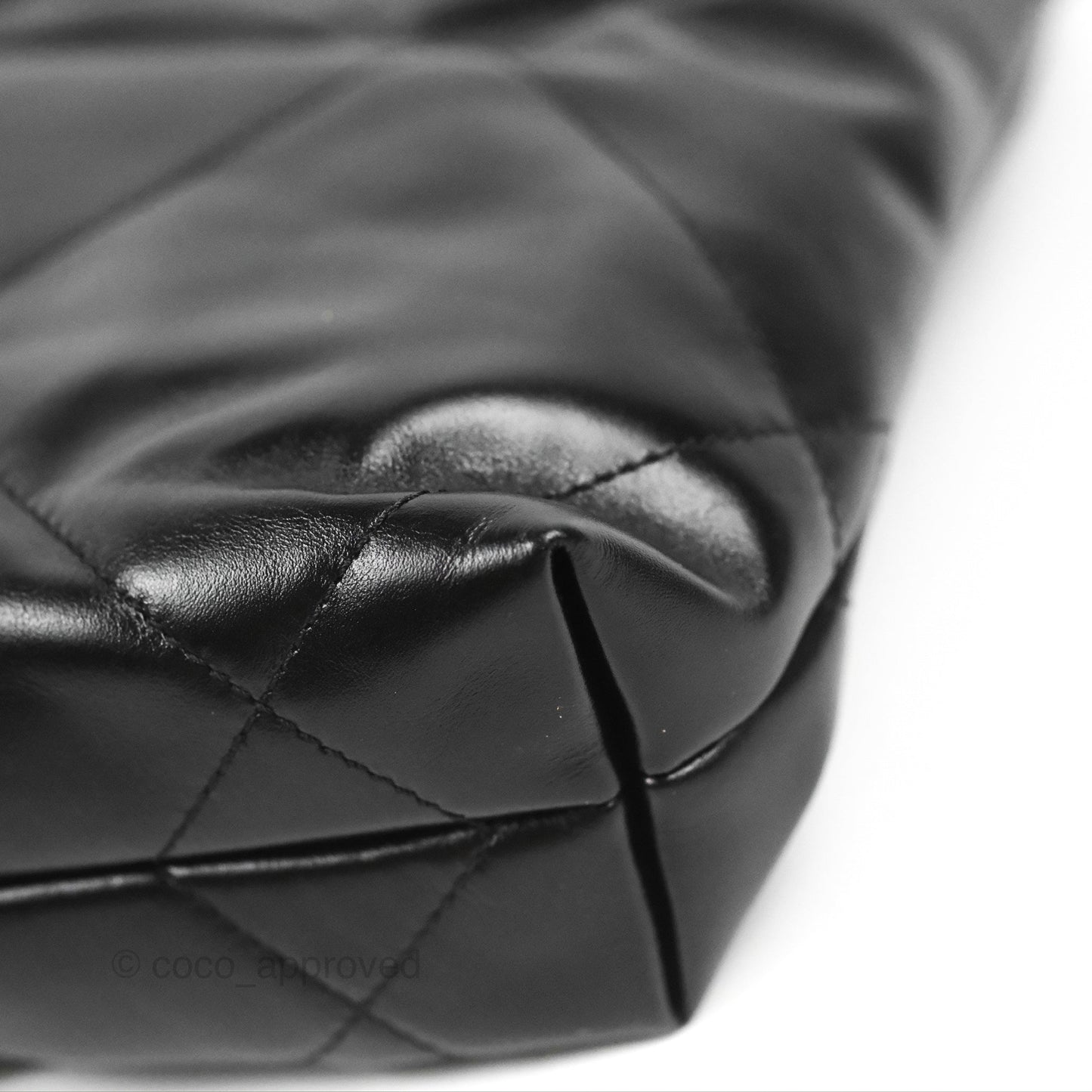 Chanel 22 Mini Bag Black Crumpled Calfskin