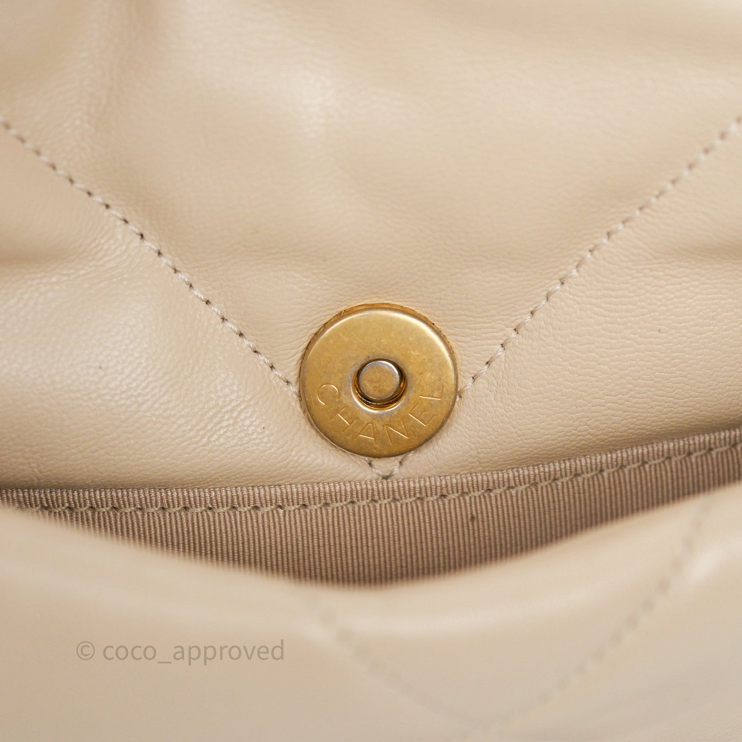 Chanel 19 Small Light Beige Mixed Hardware