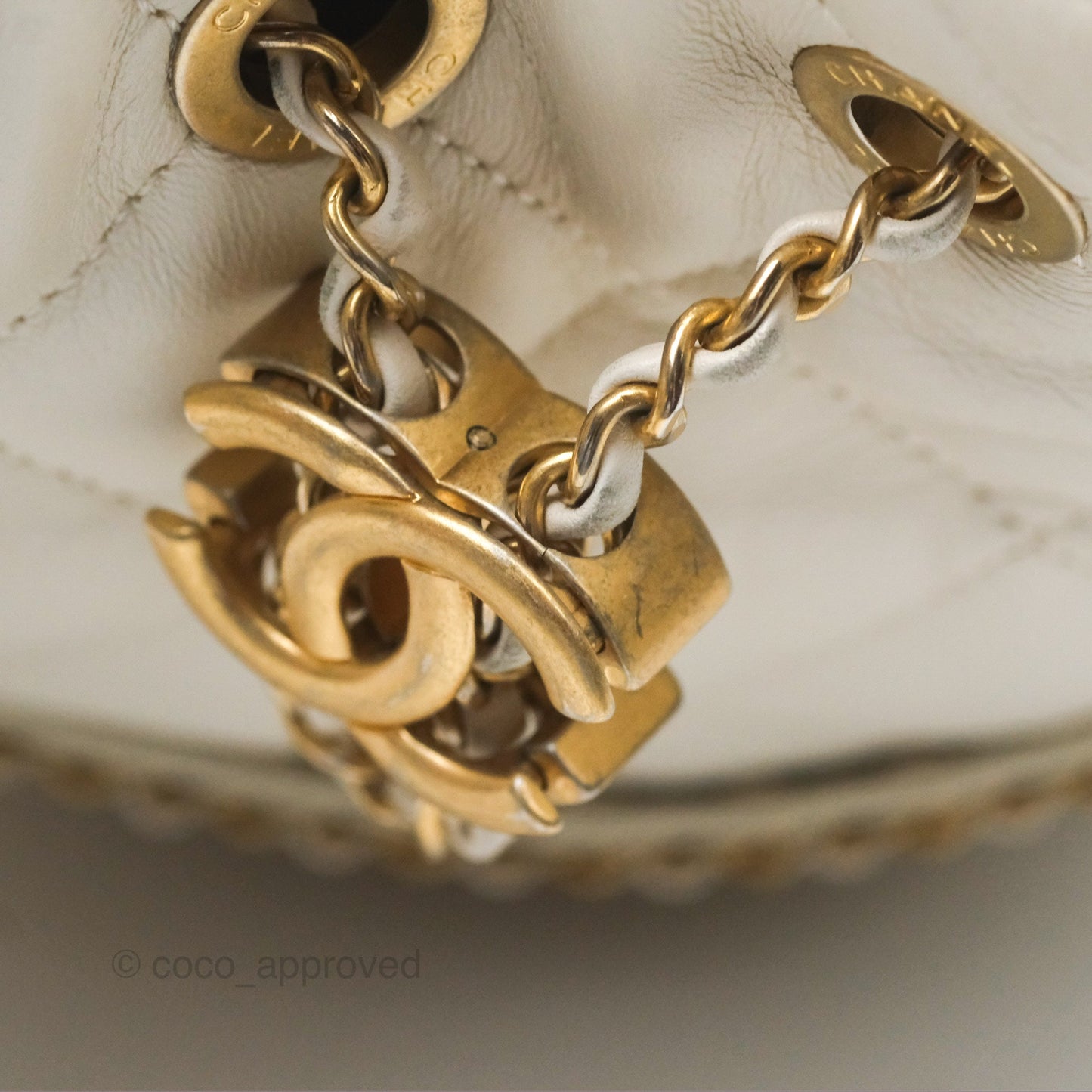 Chanel Quilted Drawstring Bucket Bag Ivory Lambskin Aged Gold Hardware