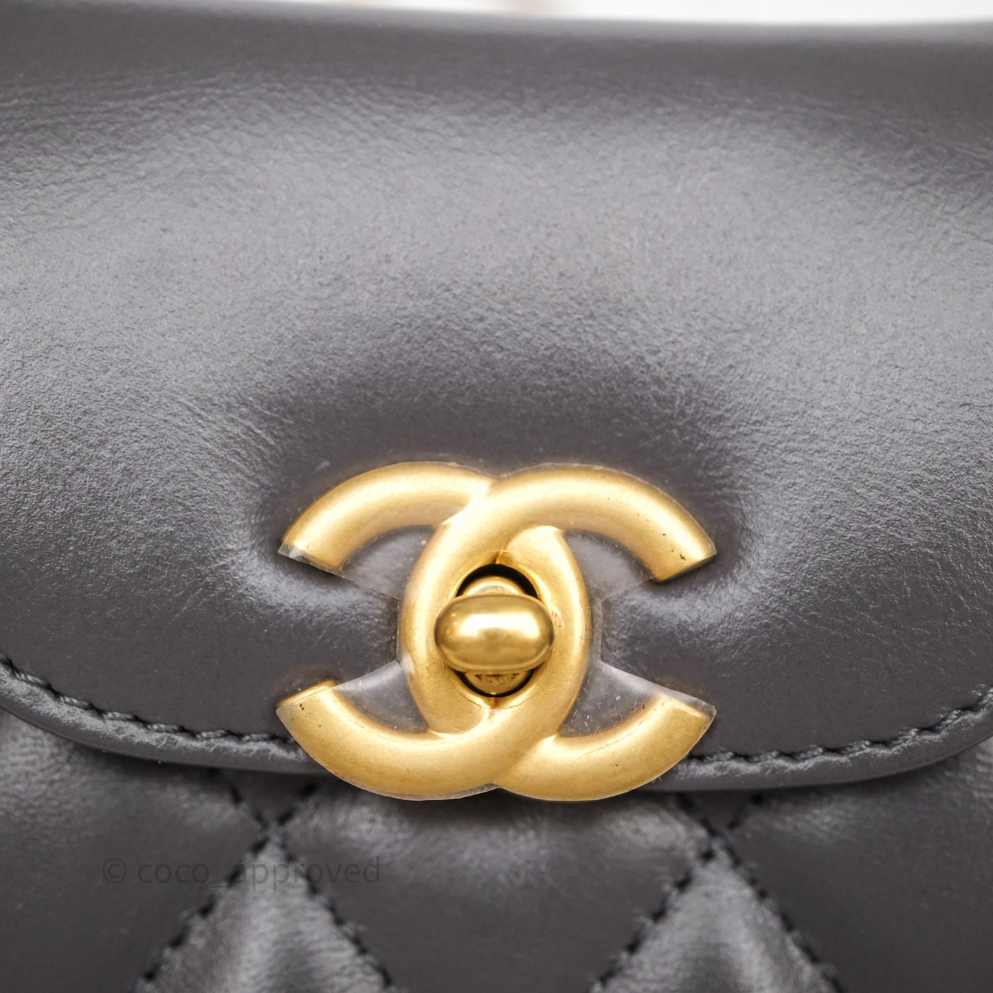 Chanel Kelly Bag Quilted Grey Shiny Crumpled Calfskin Aged Gold Hardware