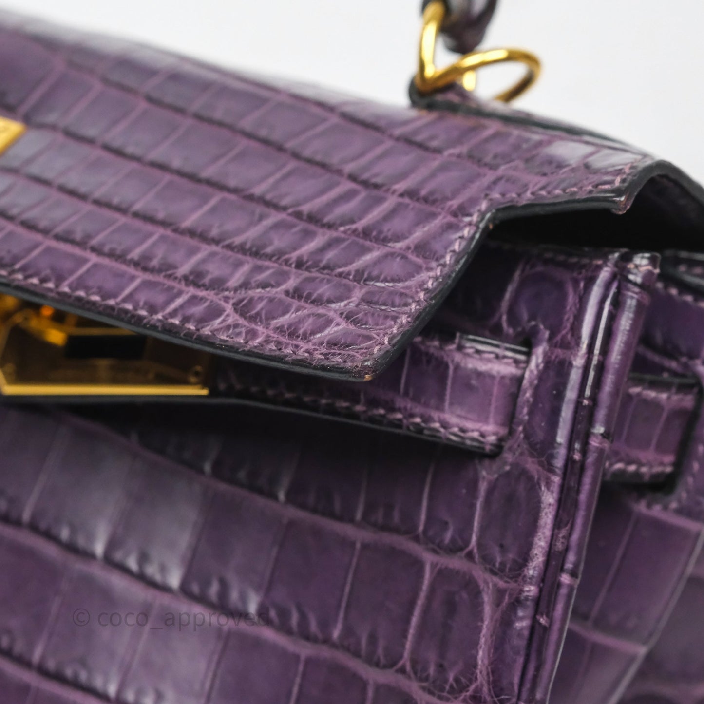 Hermès Kelly 28 Purple Crocodile Gold Hardware