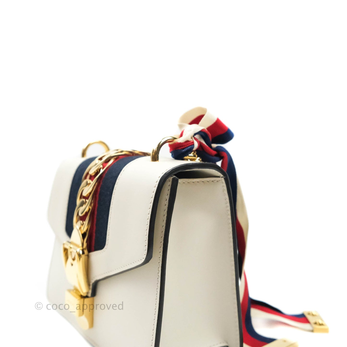 Gucci Sylvie Mini White Calfskin Bag⁣ ⁣⁣⁣⁣⁣⁣⁣⁣⁣⁣⁣⁣⁣⁣⁣⁣