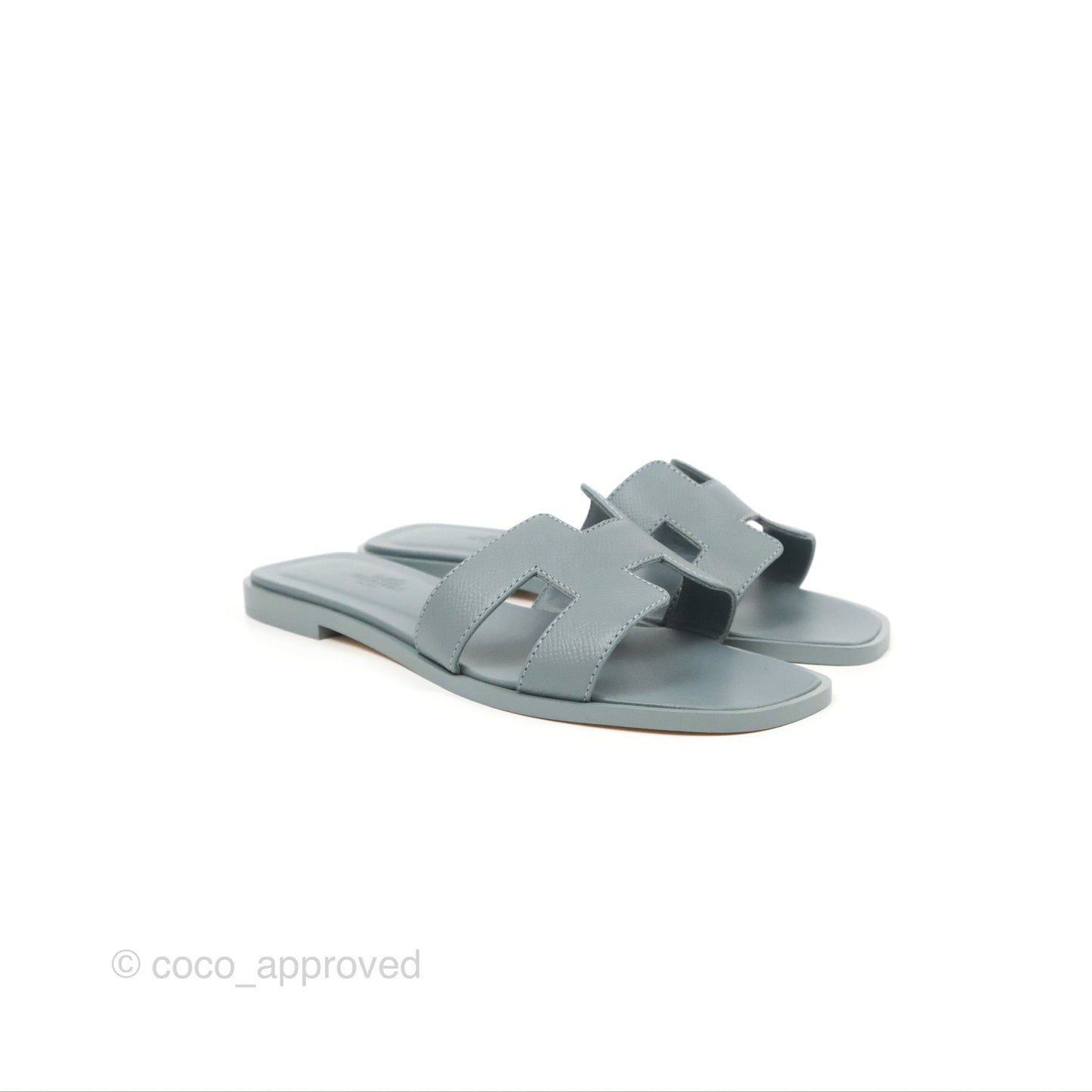 Hermès Oran Sandals in Gris Antarctique Epsom Size 35.5