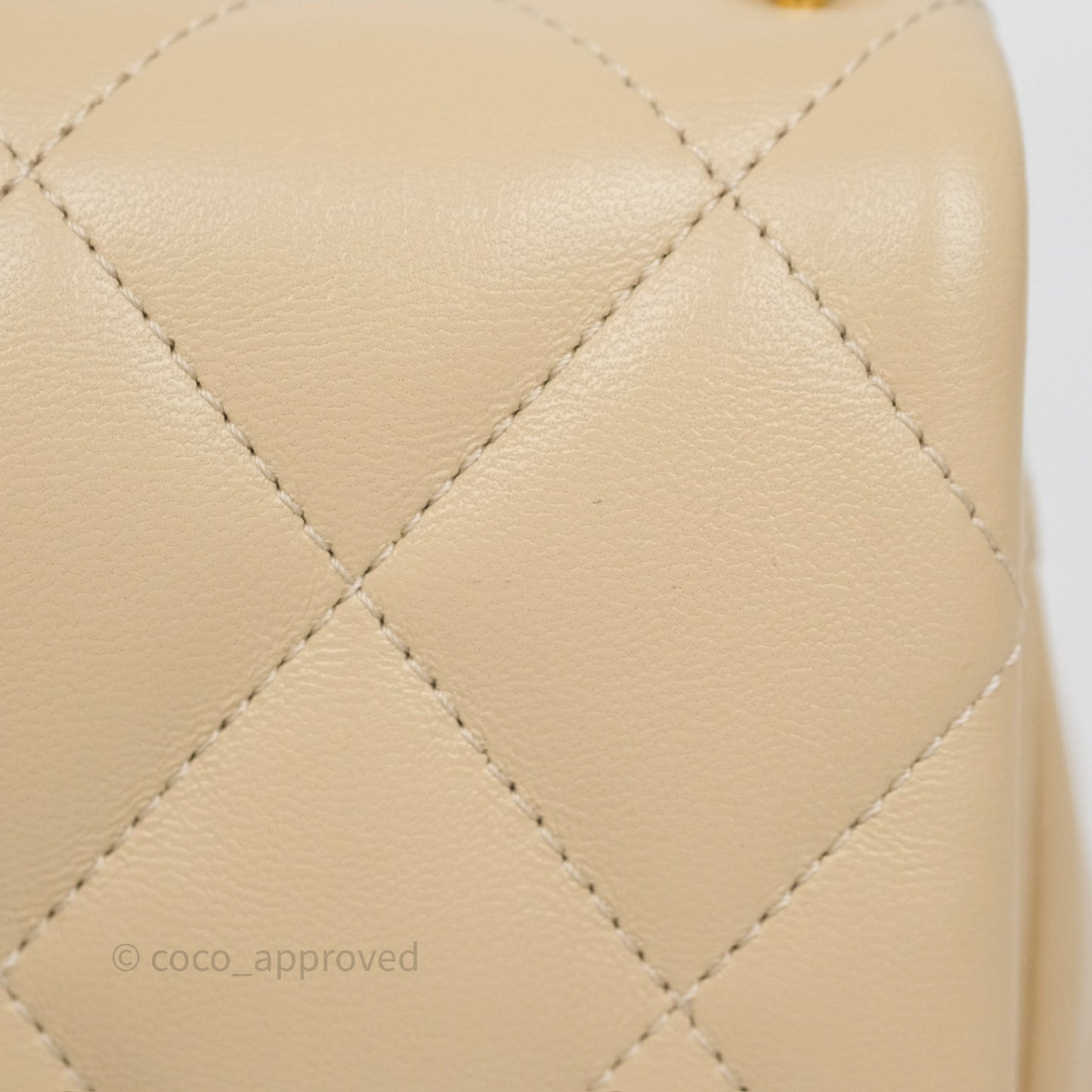 Chanel Sweetheart Mini Flap Beige Shiny Lambskin Aged Gold Hardware