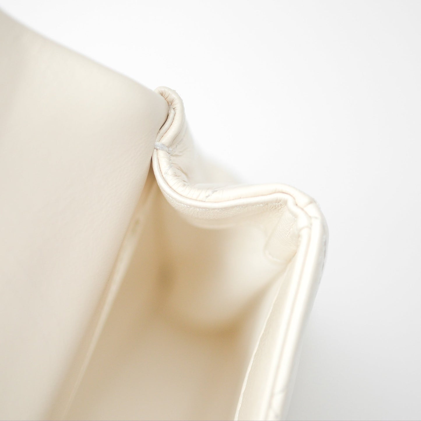 Chanel Top Handle White Lambskin Gold Hardware