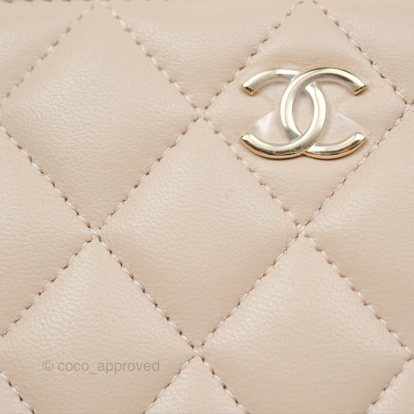 Chanel Vanity Rectangular Top Handle Ecru/Beige Lambskin Gold Hardware 23P