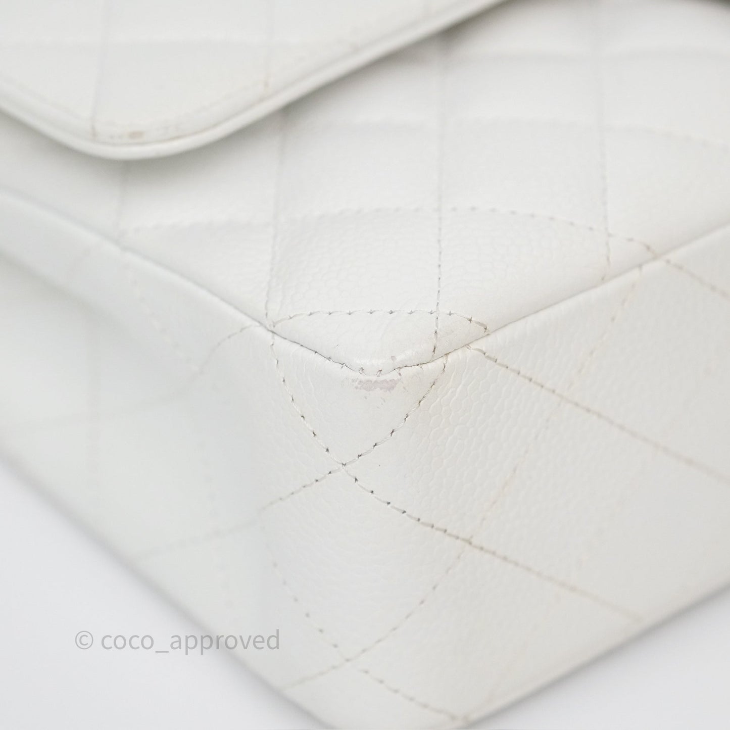 Chanel M/L Medium Classic Flap Quilted White Caviar Silver Hardware