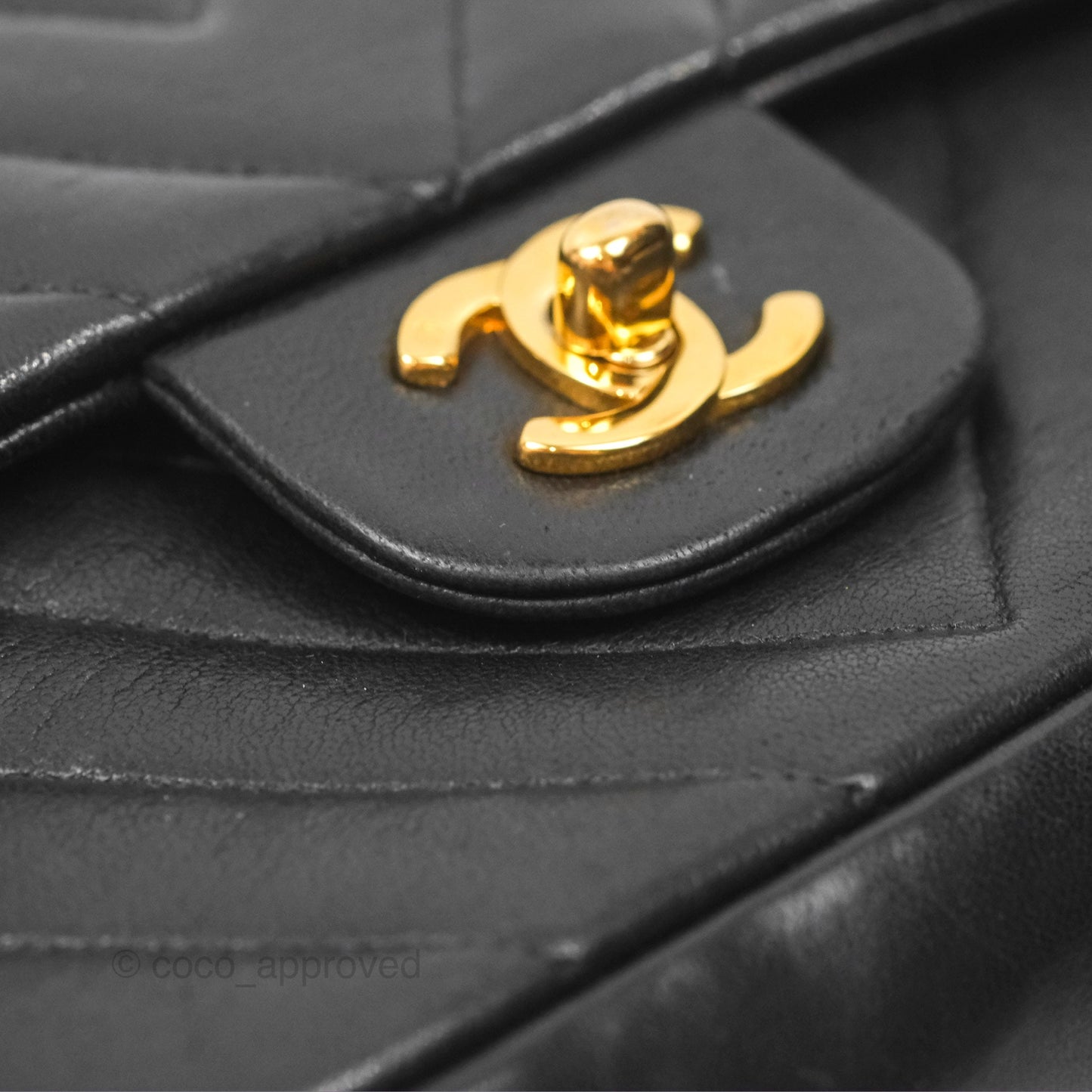 Chanel Vintage Medium Classic Flap Chevron Black Lambskin 24K Gold Hardware