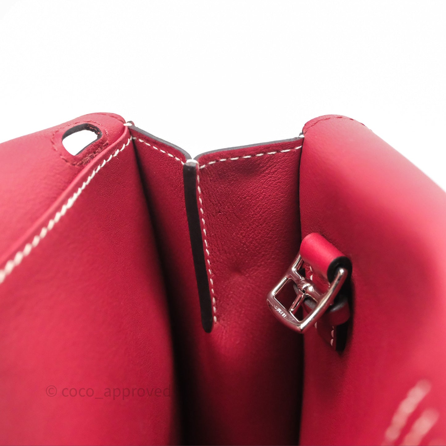 Hermès Halzan 22 Mini Rouge Grenat K1 Swift Palladium Hardware