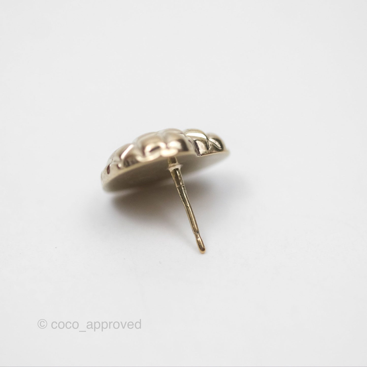 Chanel CC Heart Earrings Gold Tone 21P