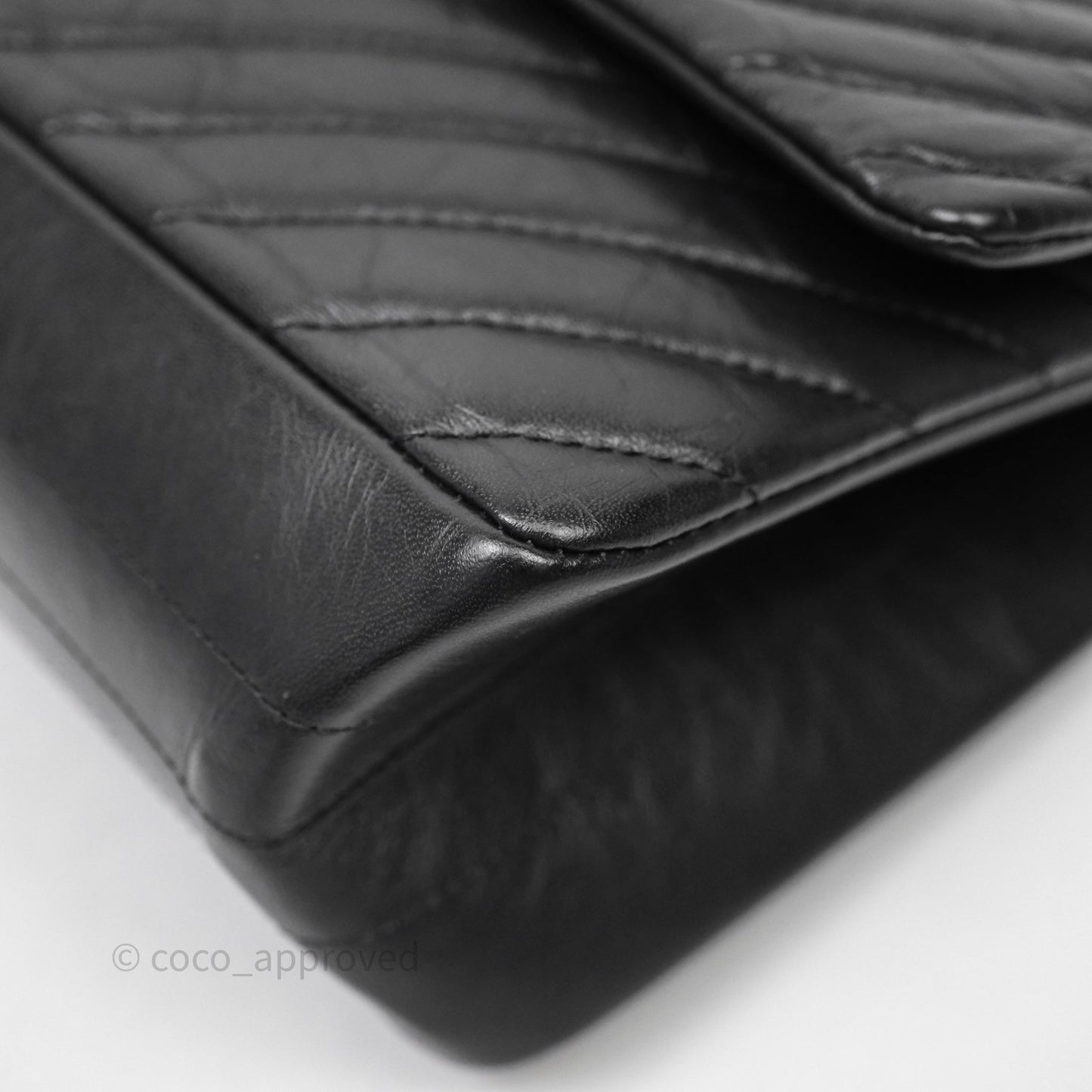 Chanel Reissue Medium 226 Chevron Aged Calfskin So Black