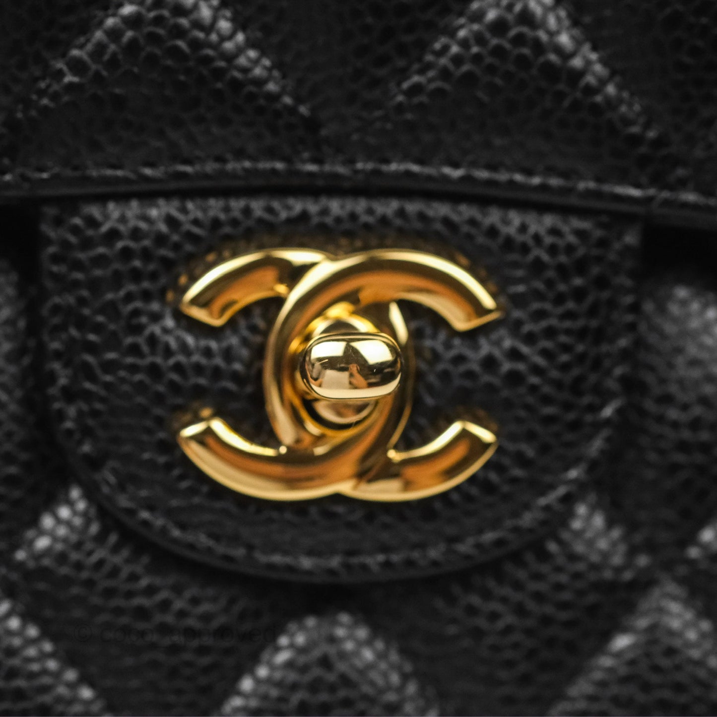 Chanel Classic M/L Medium Flap Quilted Black Caviar Gold Hardware